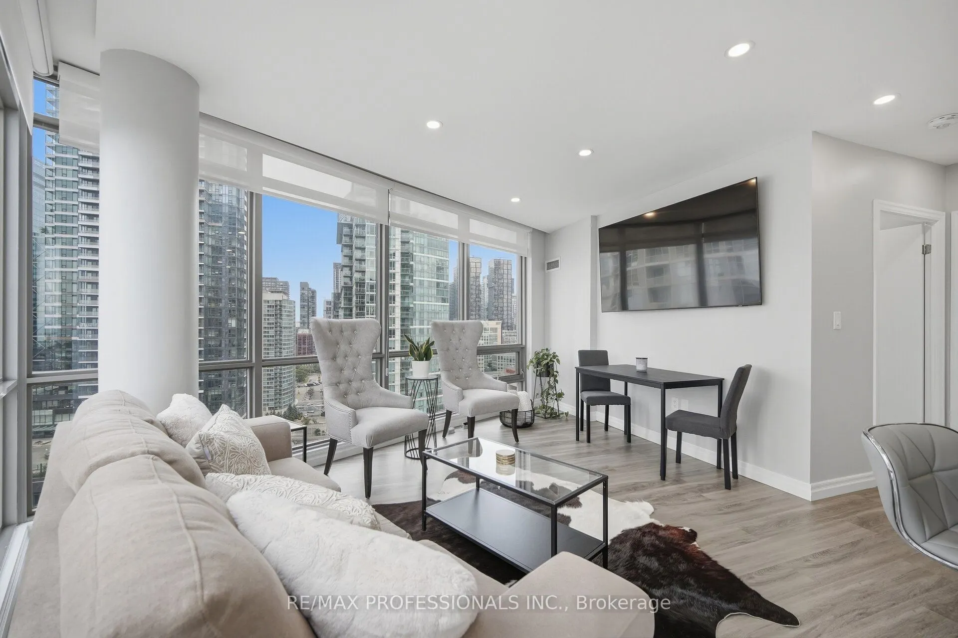 3 Navy Wharf Court #2603