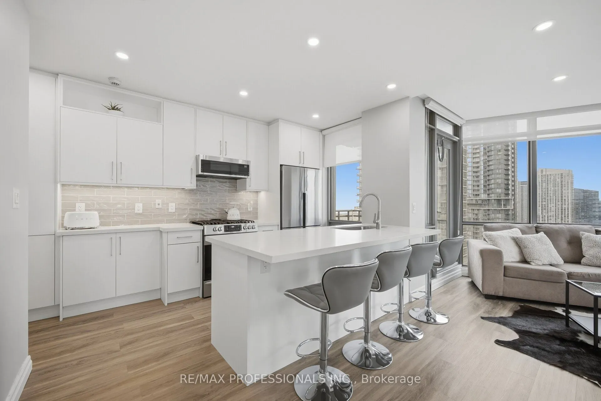 3 Navy Wharf Court #2603