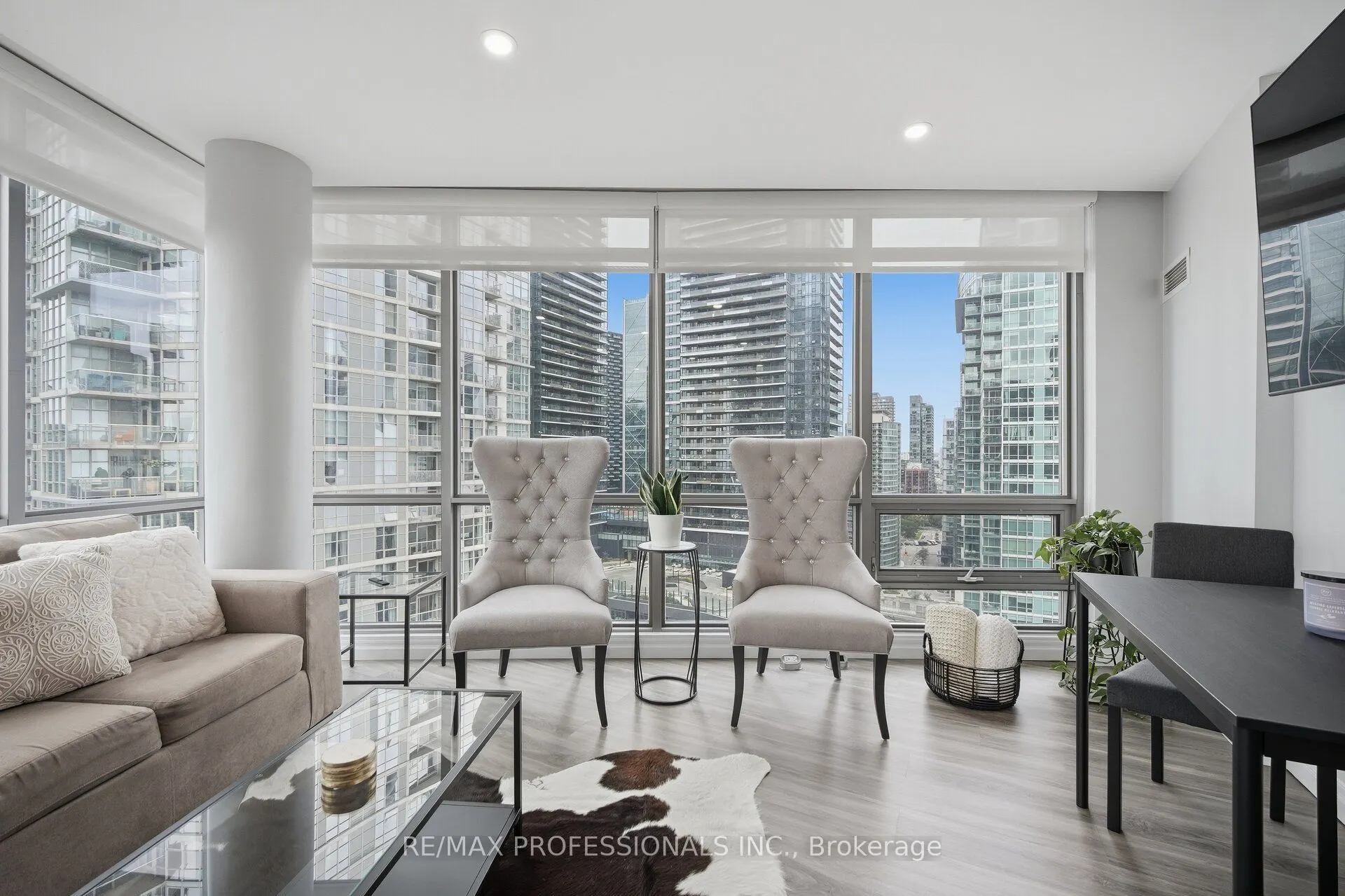 3 Navy Wharf Court #2603