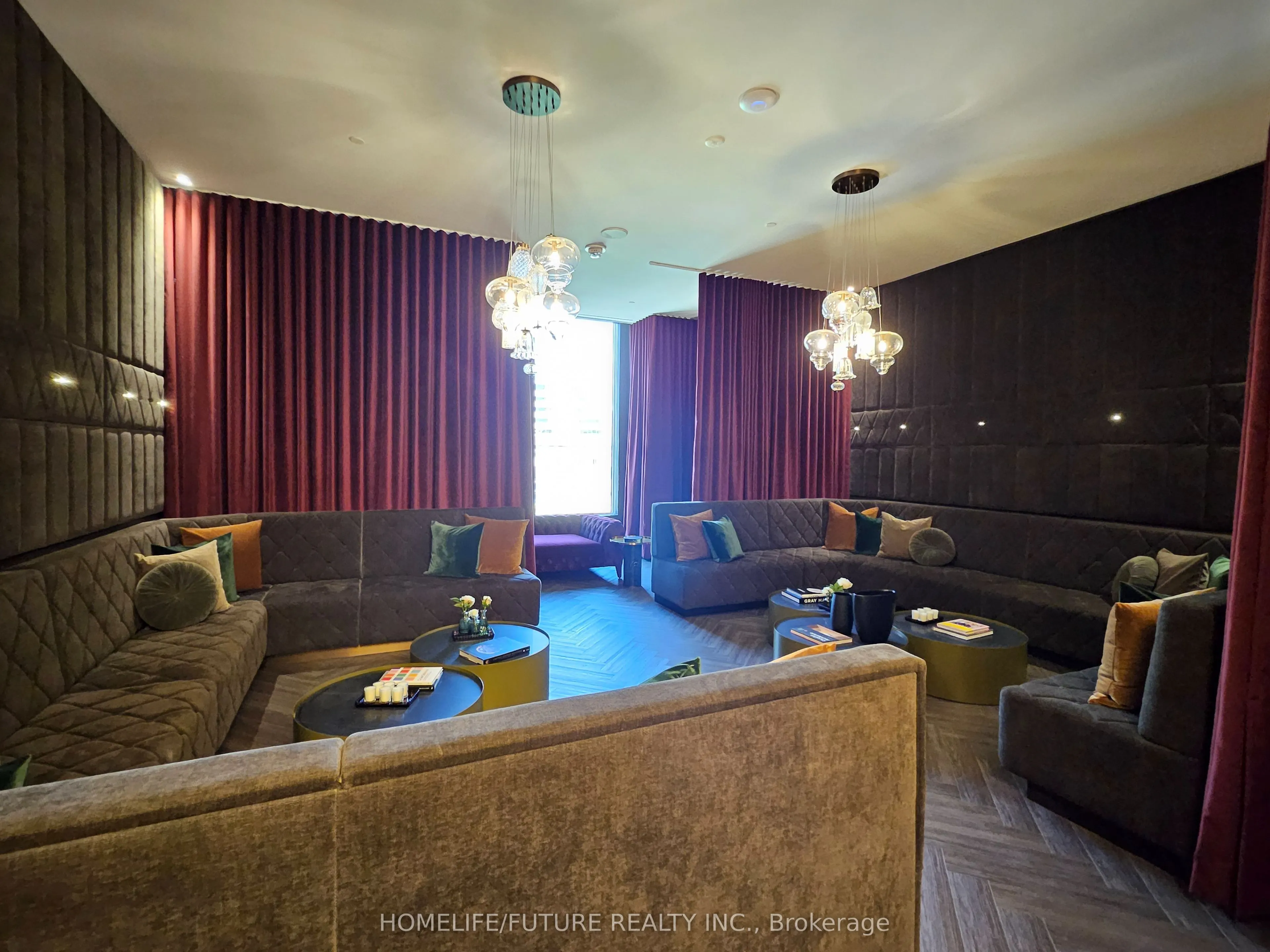 11 Yorkville Avenue #6105