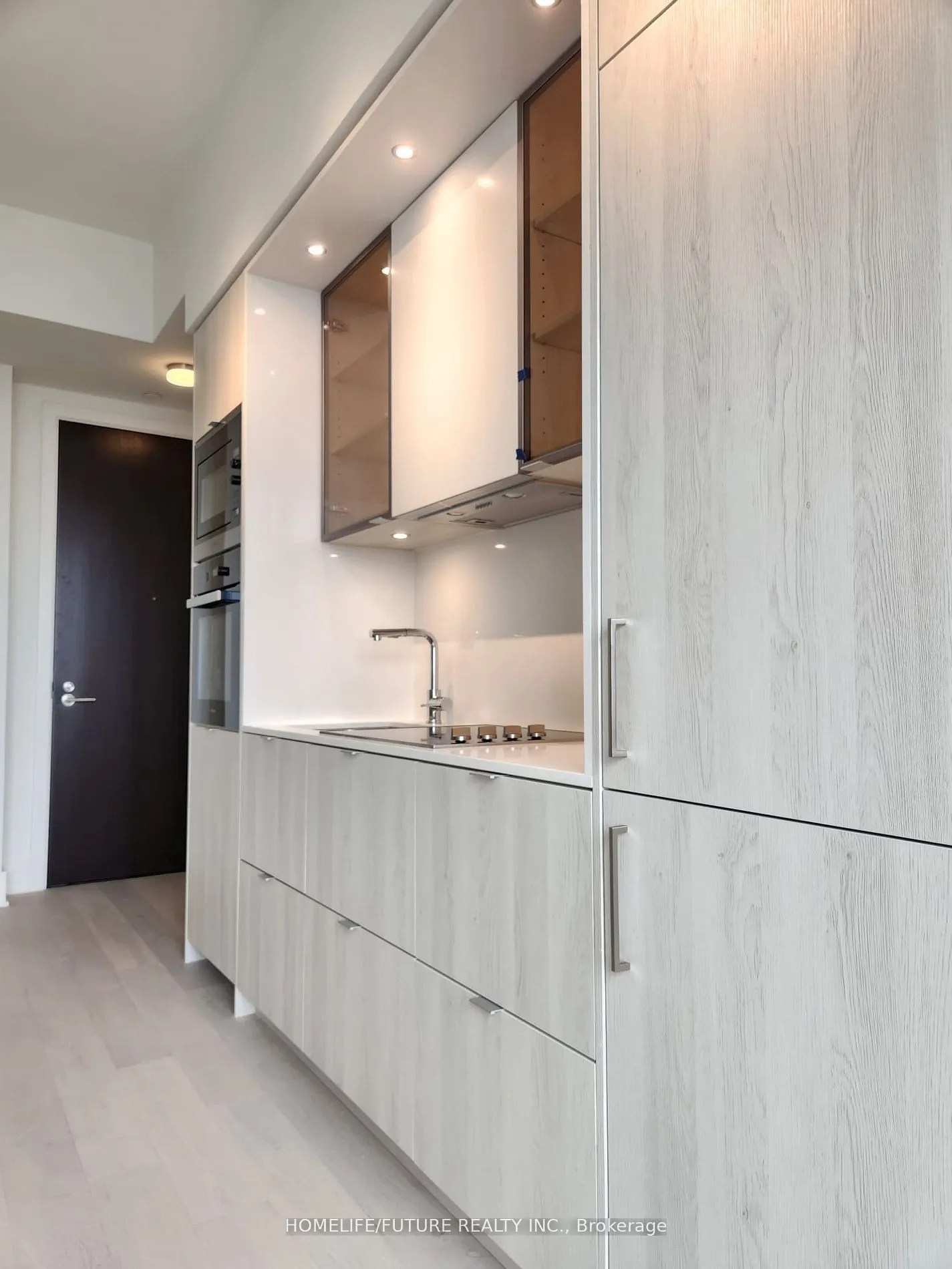 11 Yorkville Avenue #6105
