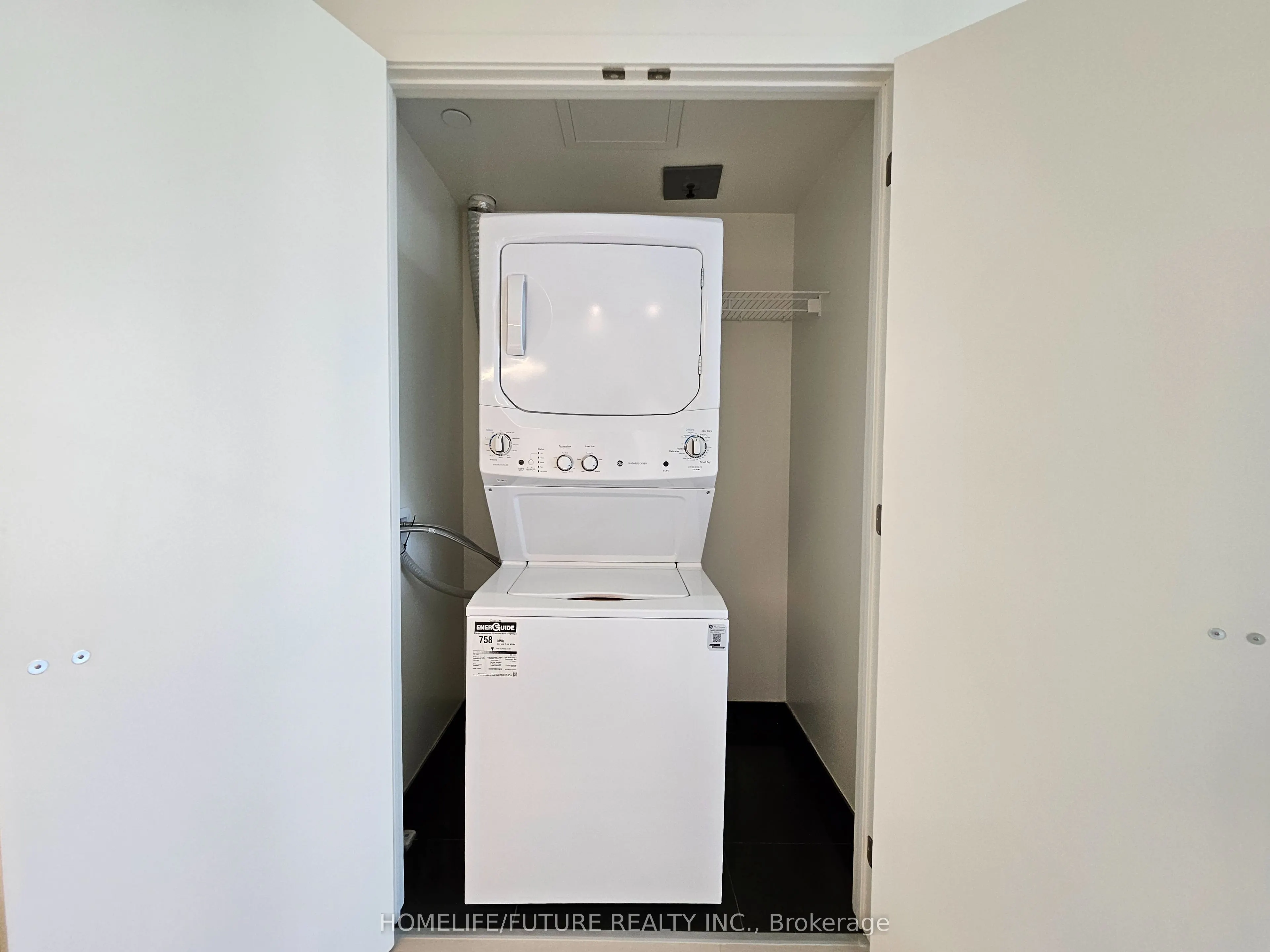 11 Yorkville Avenue #6105