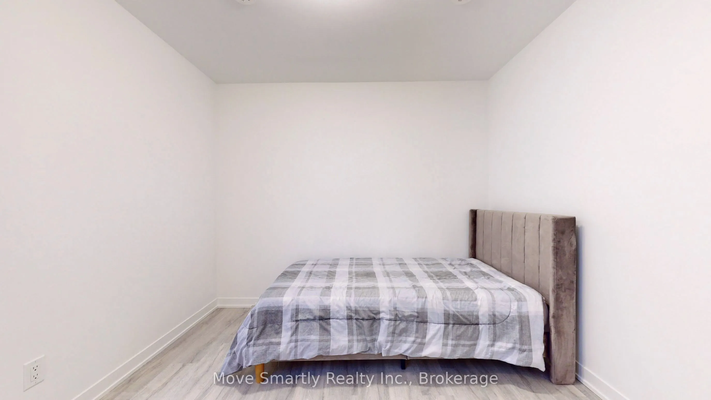 10 Marquette Avenue #8