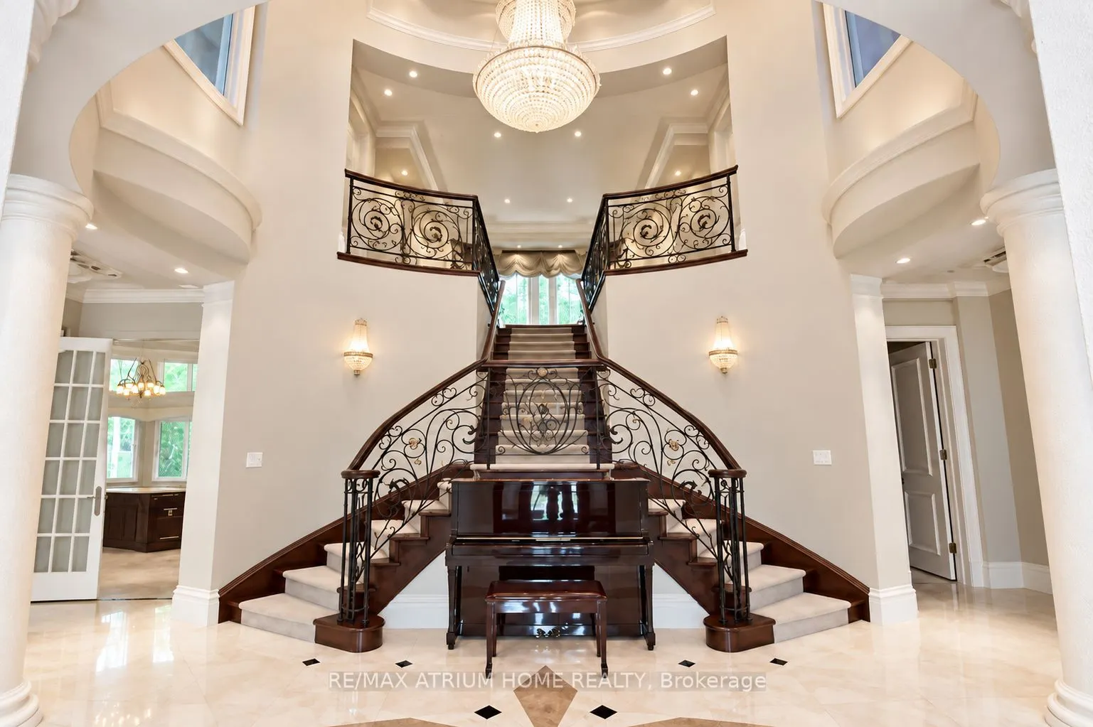 9 Legacy Court