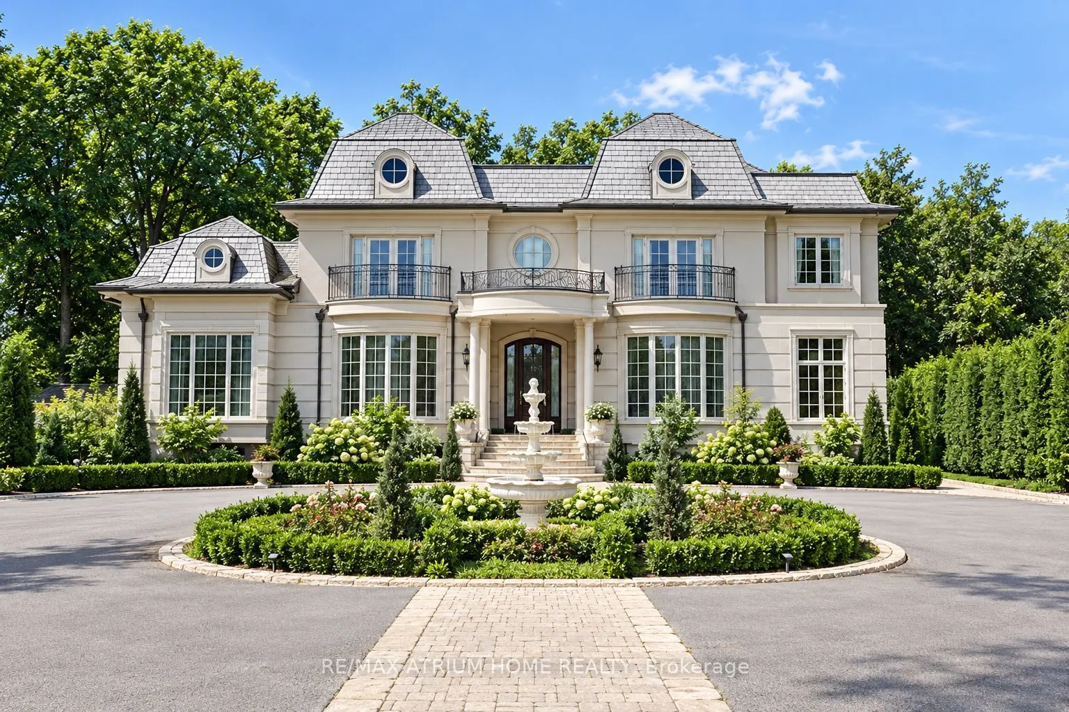 9 Legacy Court