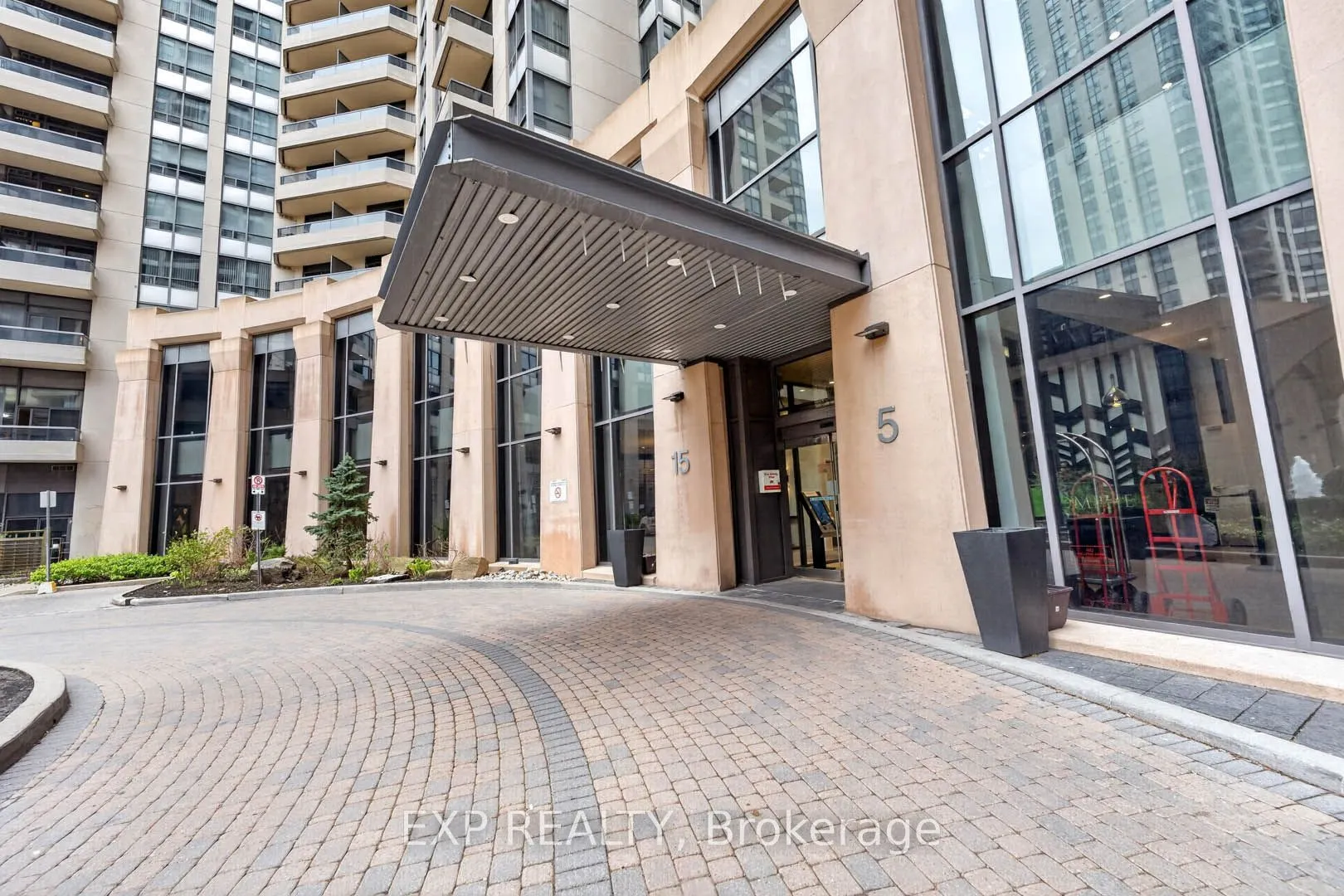 5 Northtown Way #1109