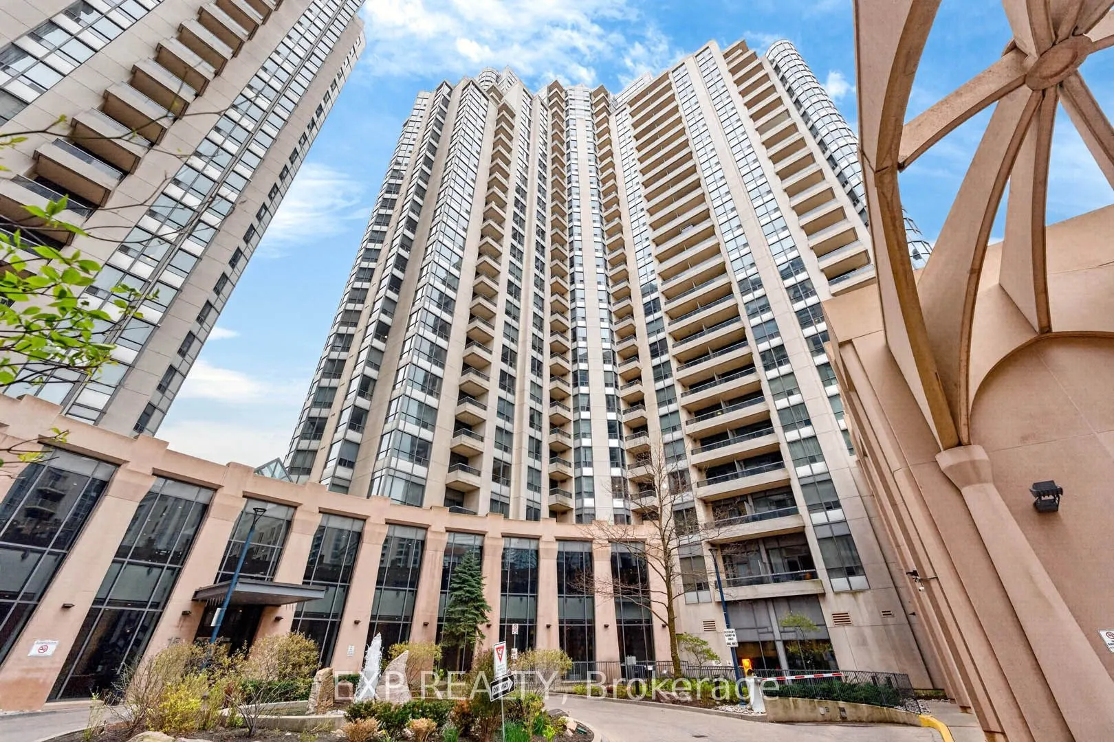 5 Northtown Way #1109