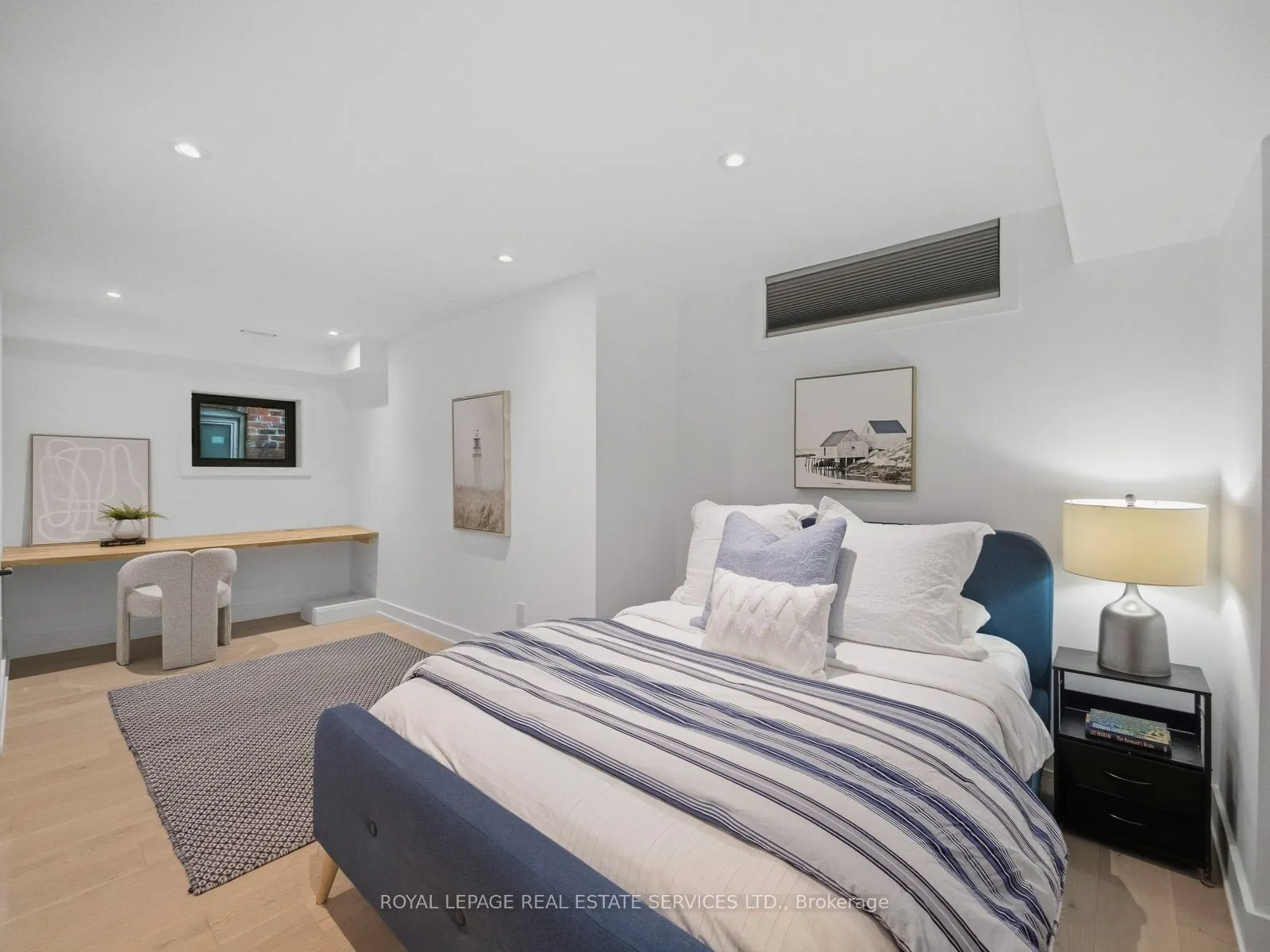 374 Spadina Road