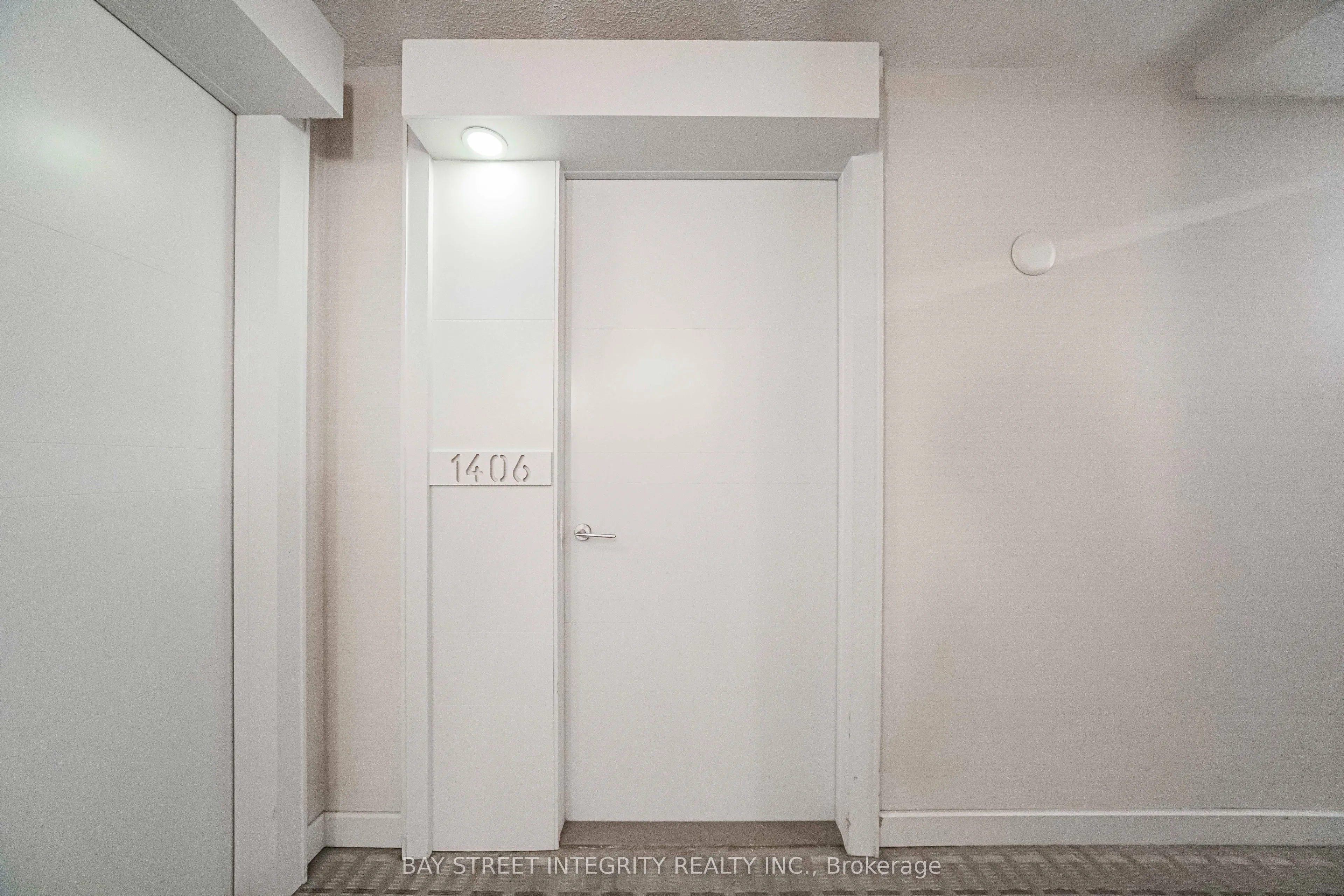 38 Grenville Street #1406