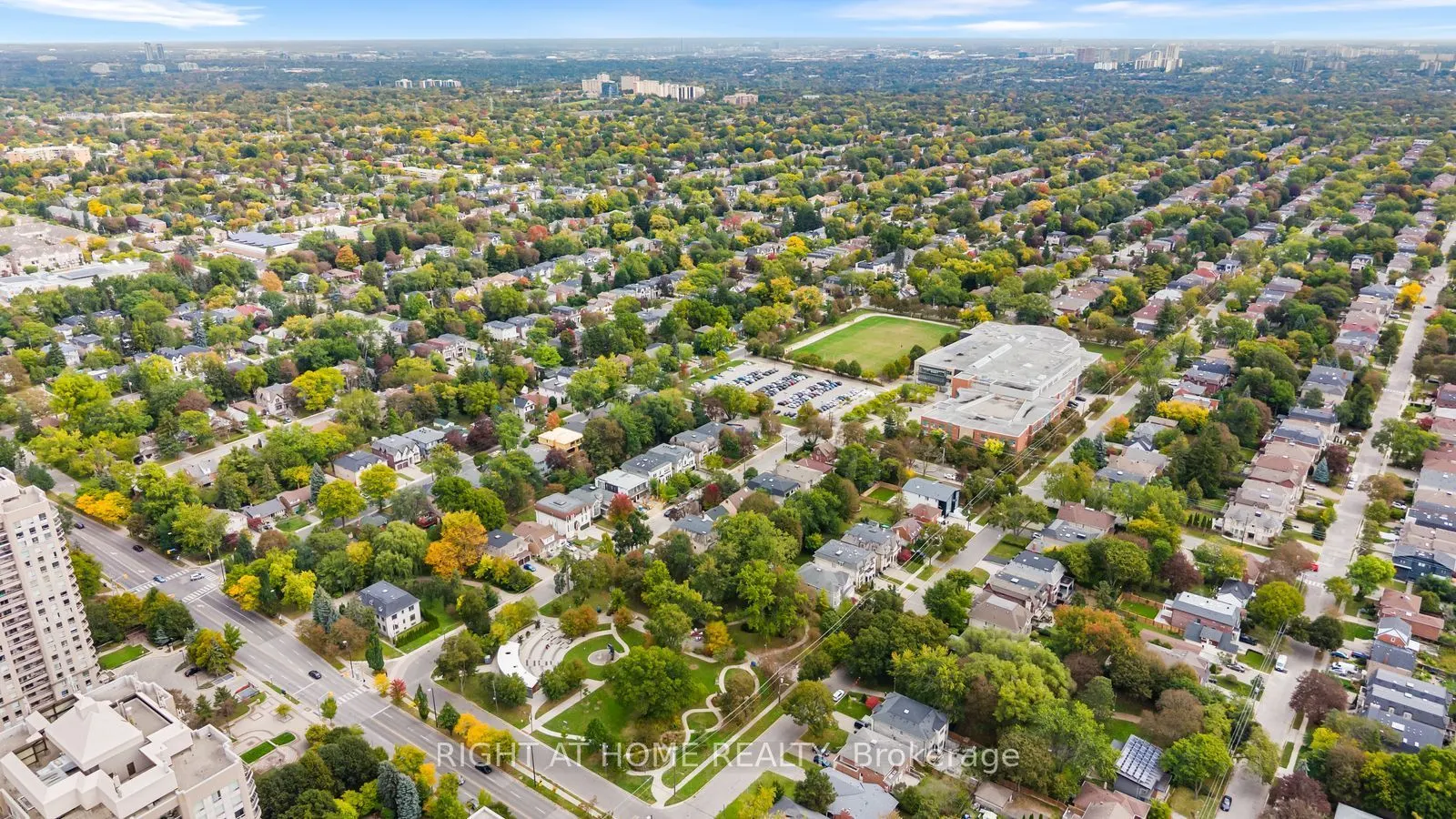 21 Hillcrest Avenue #901