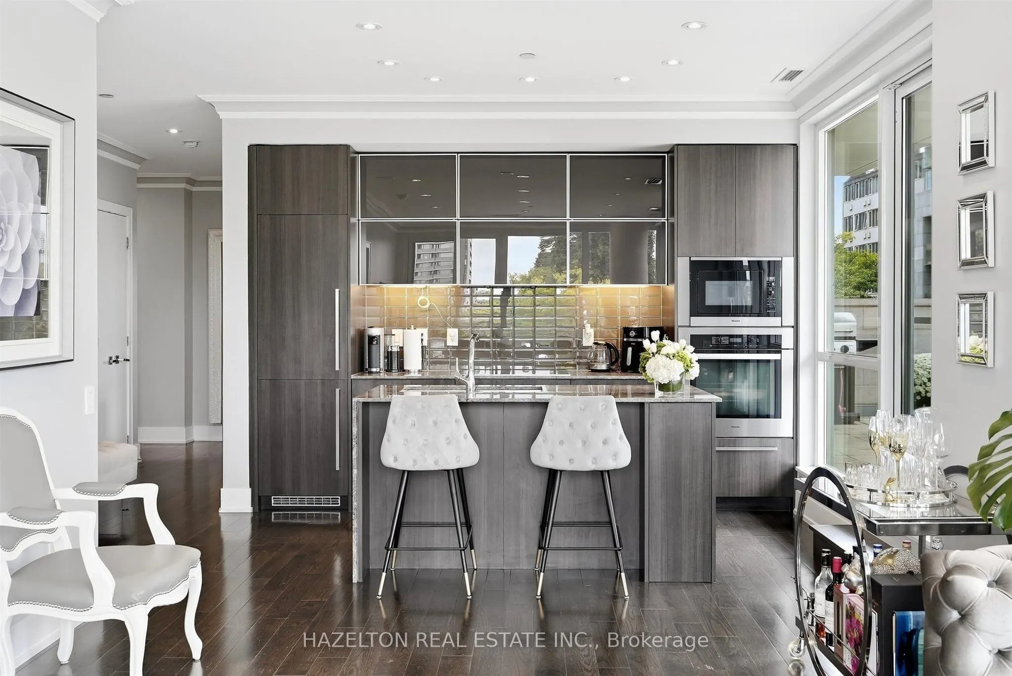 170 Avenue Road #206