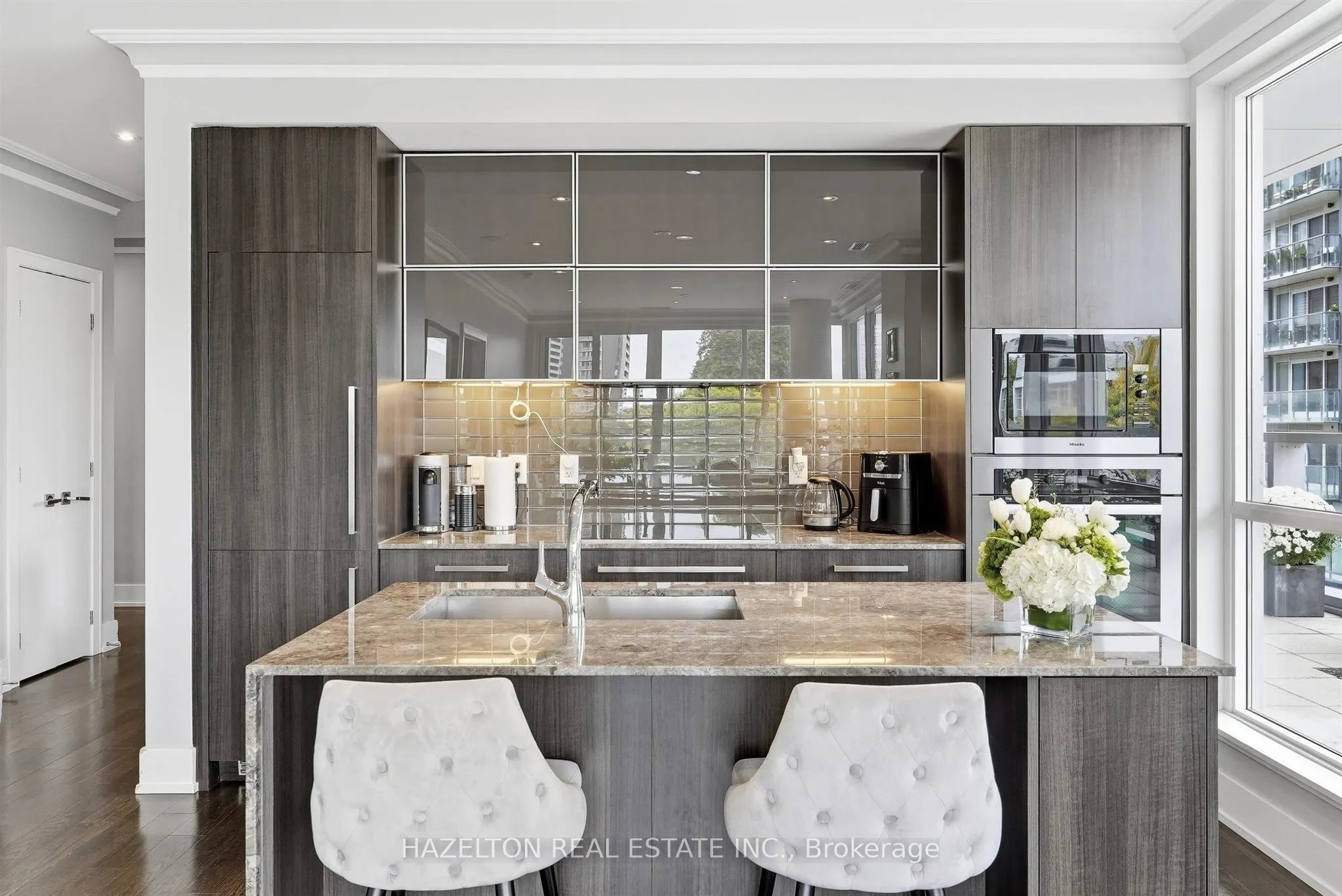 170 Avenue Road #206