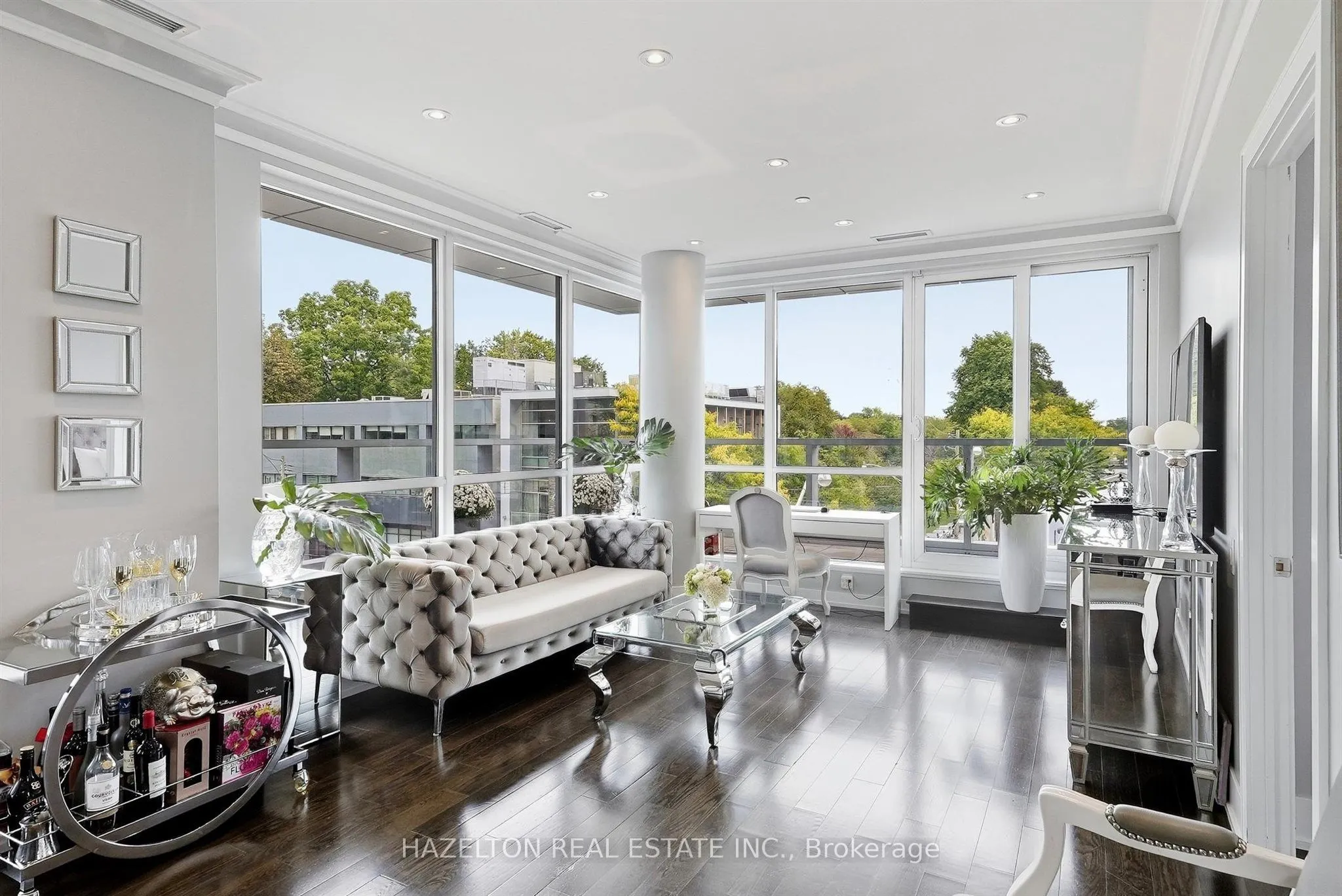 170 Avenue Road #206