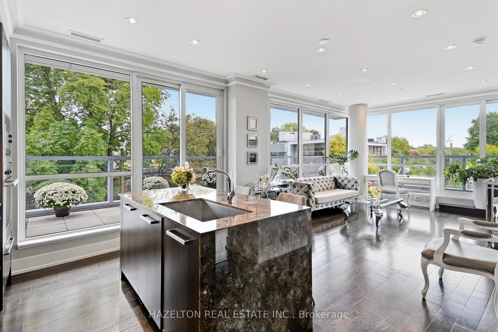 170 Avenue Road #206