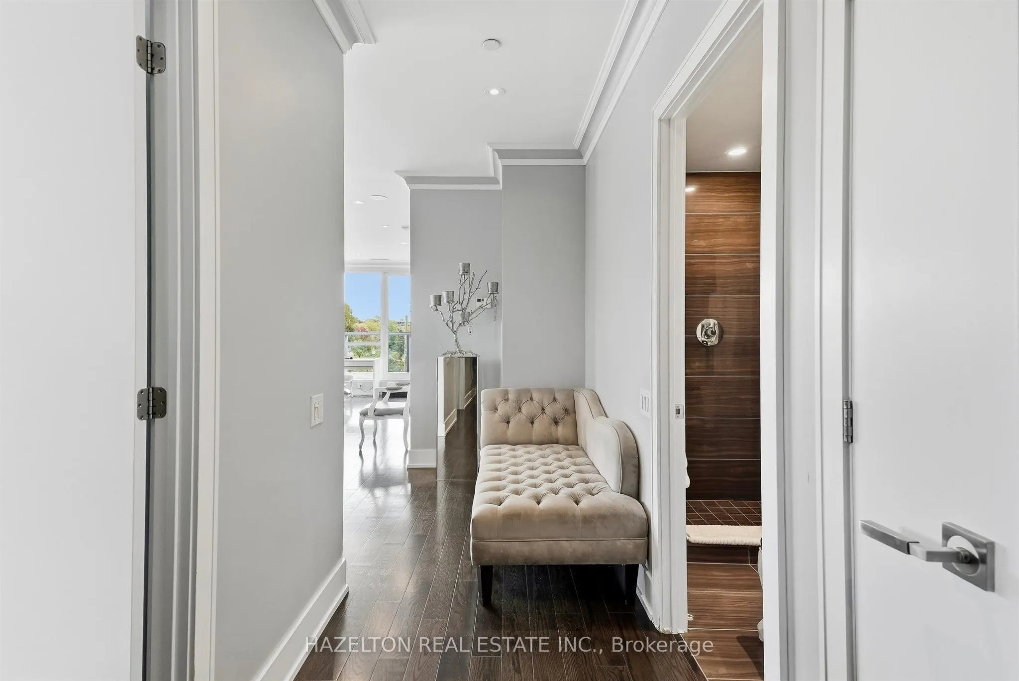 170 Avenue Road #206