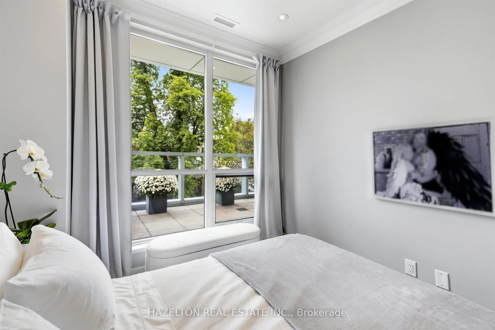 170 Avenue Road #206