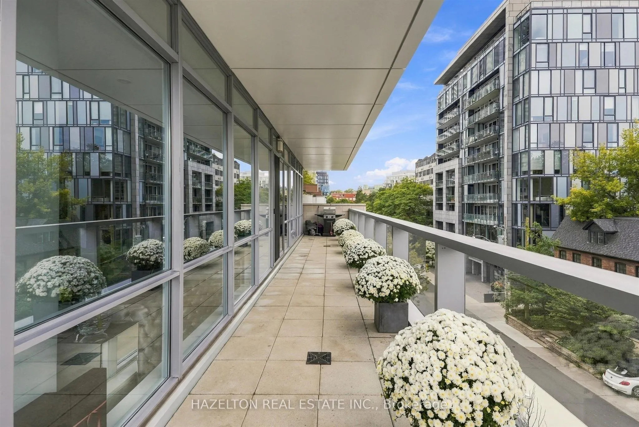 170 Avenue Road #206
