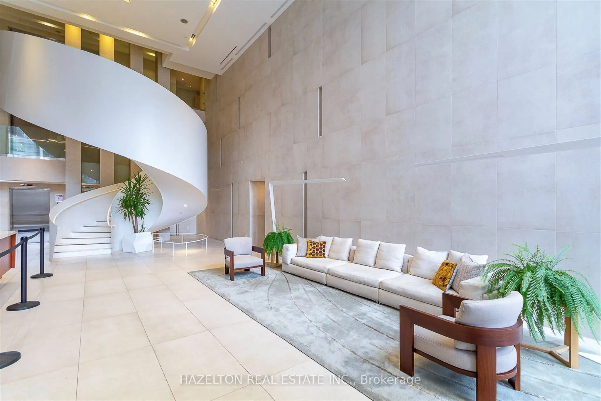 170 Avenue Road #206