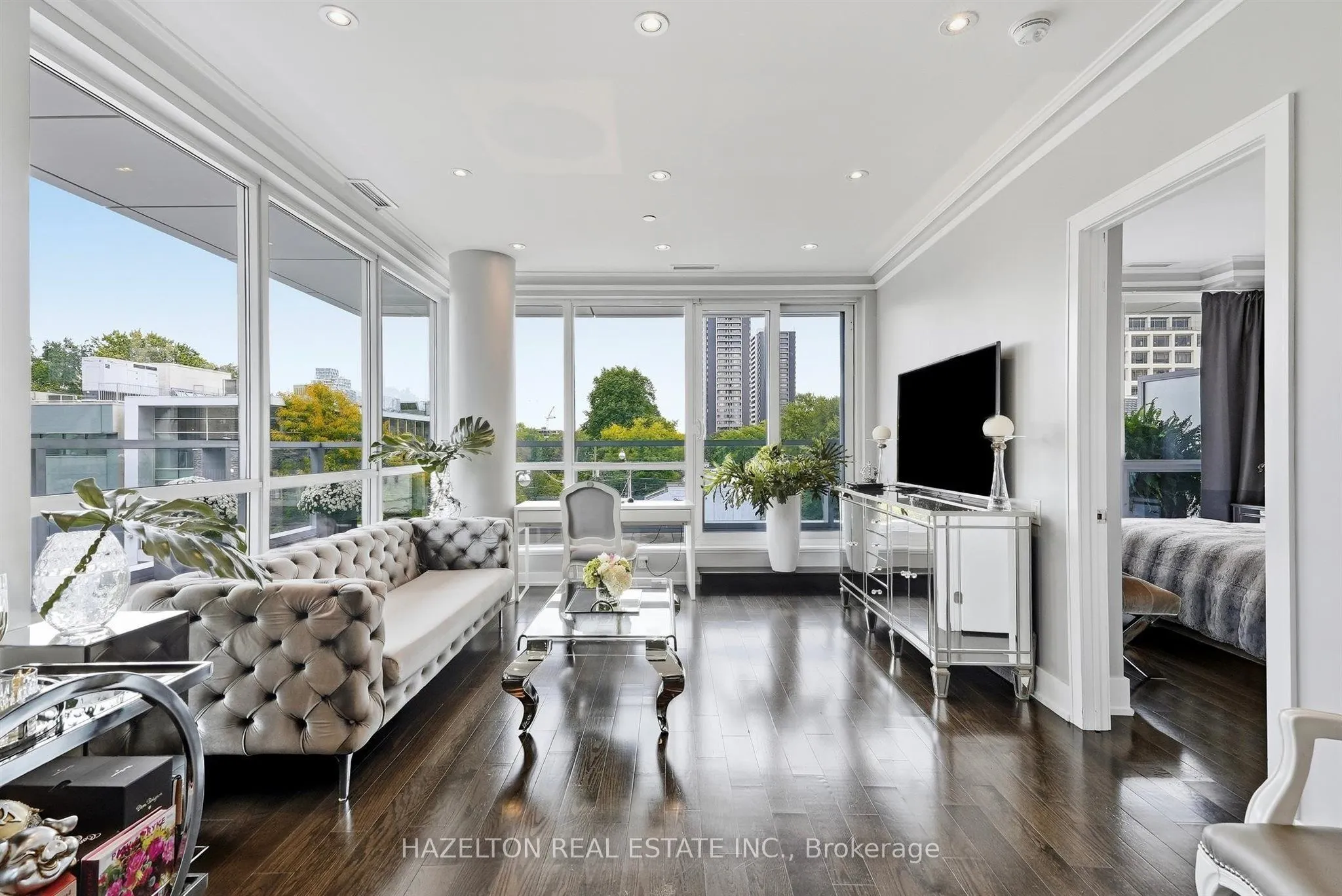 170 Avenue Road #206