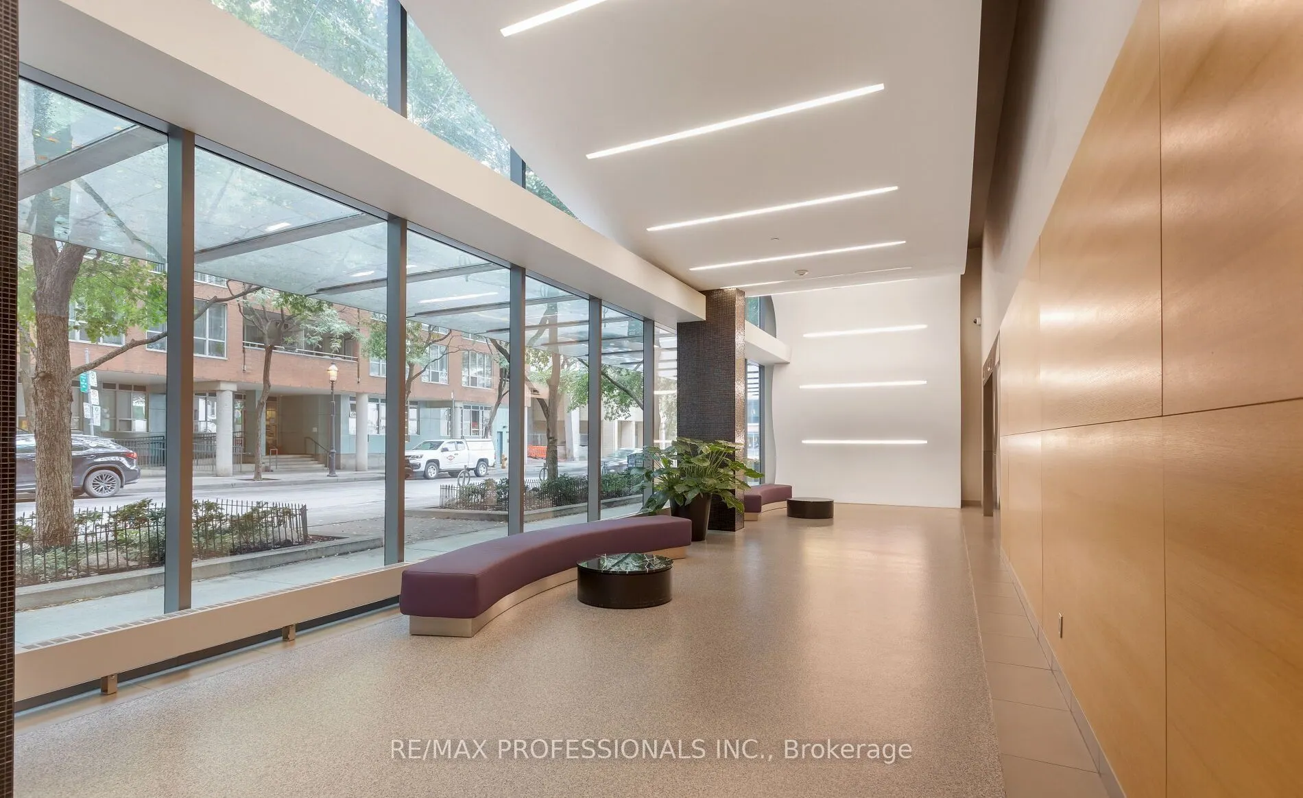 3 Market Street #422