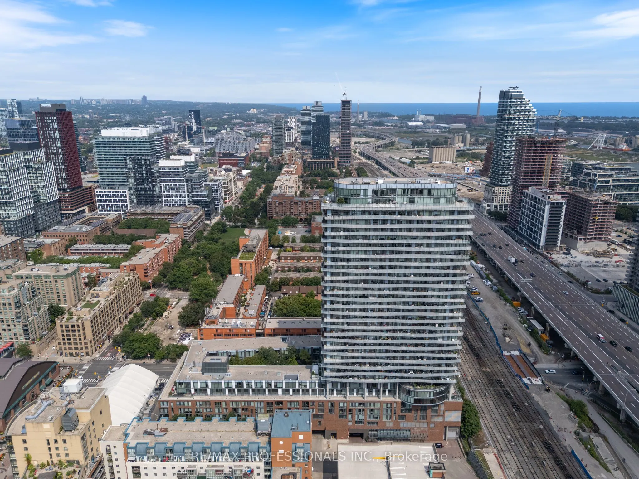 3 Market Street #422