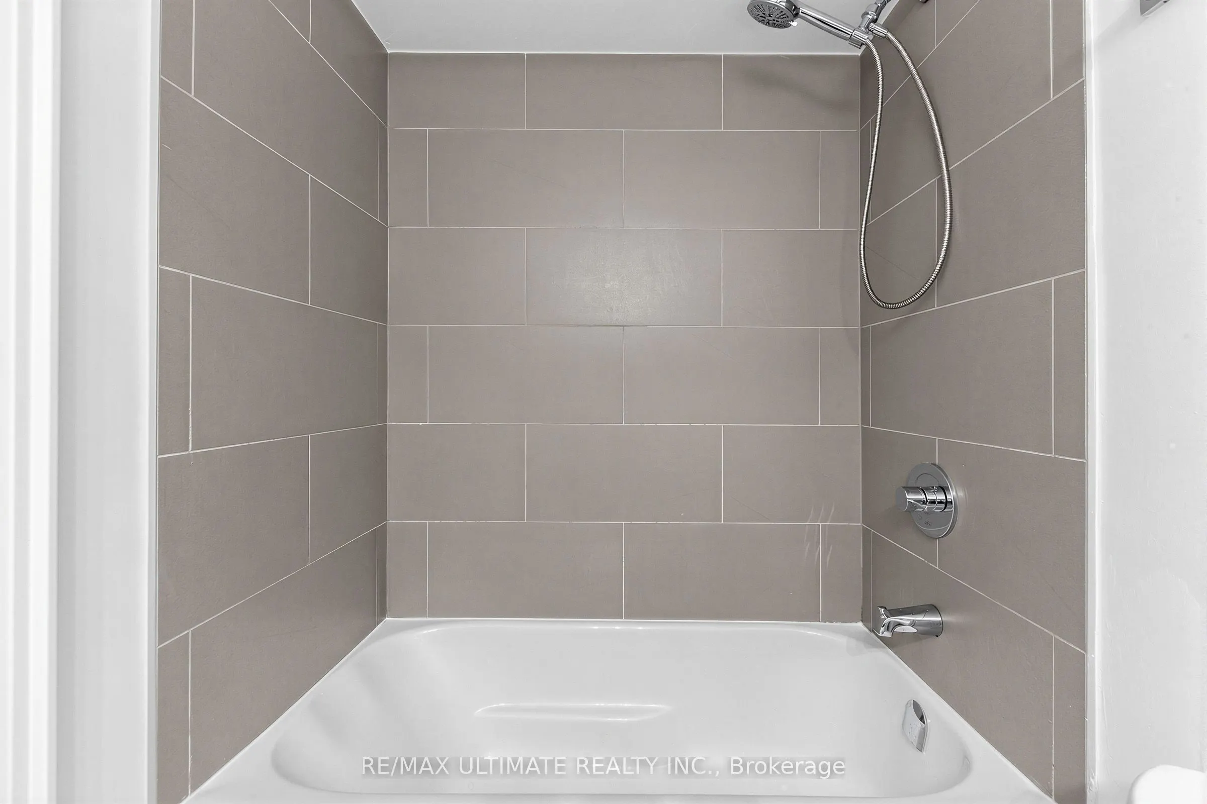 155 Yorkville Avenue #1607