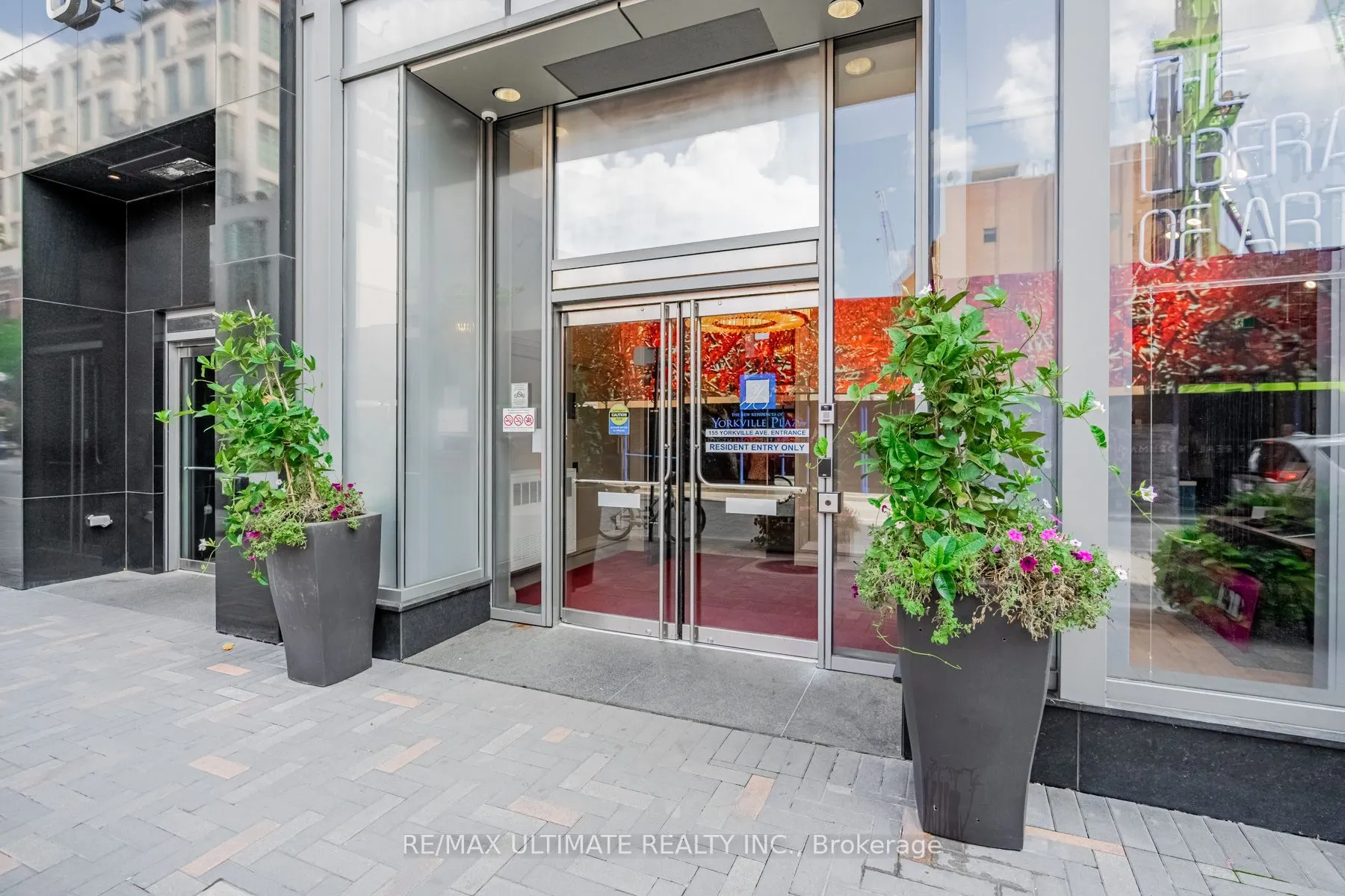155 Yorkville Avenue #1607