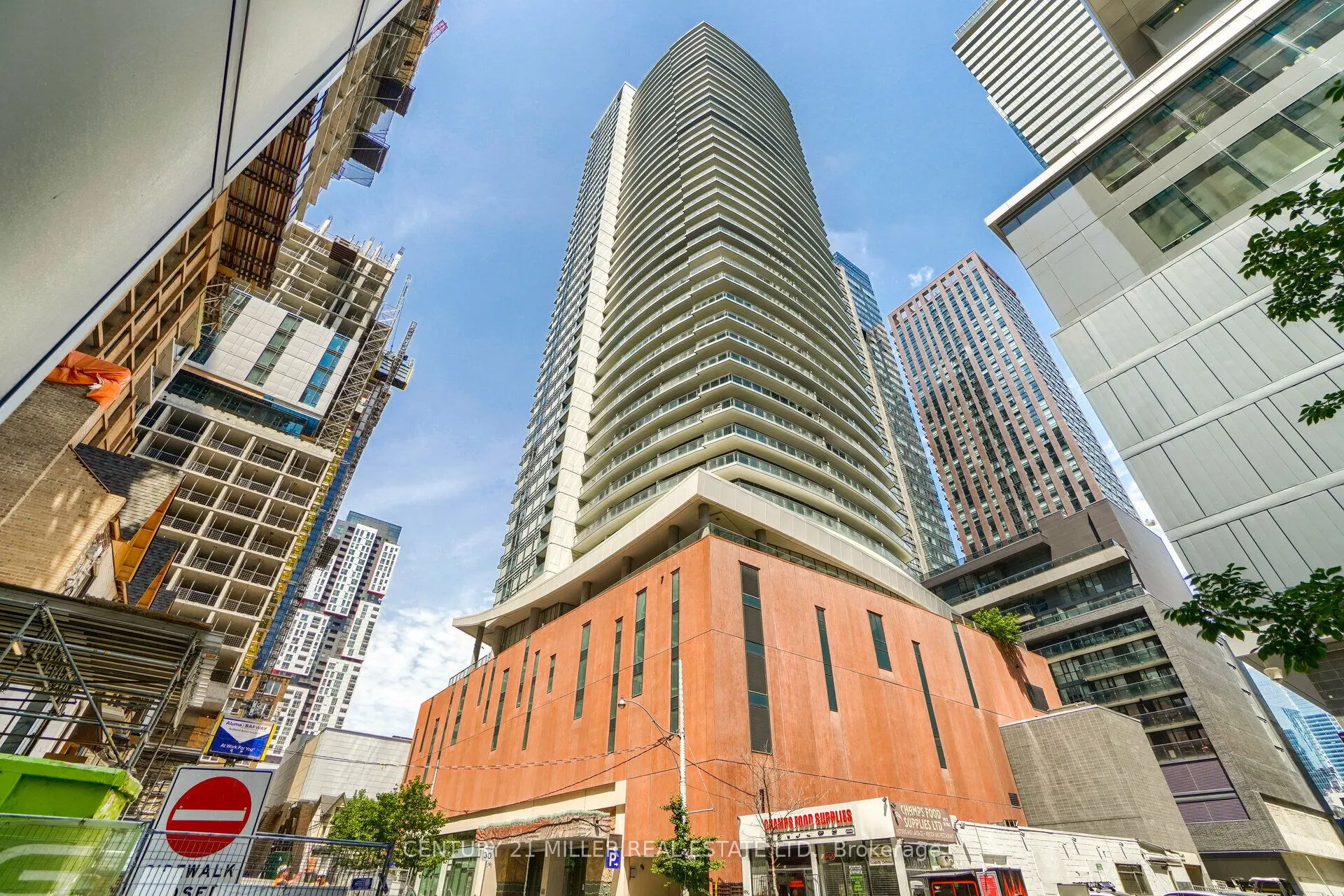21 Widmer Street #3701