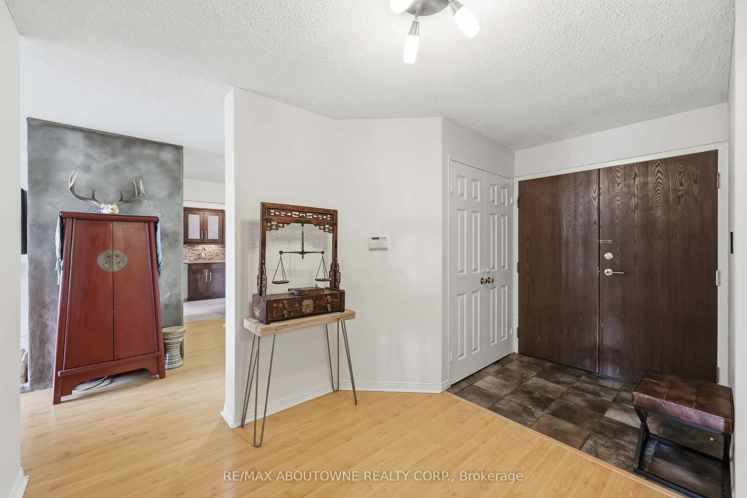 280 Simcoe Street #1003