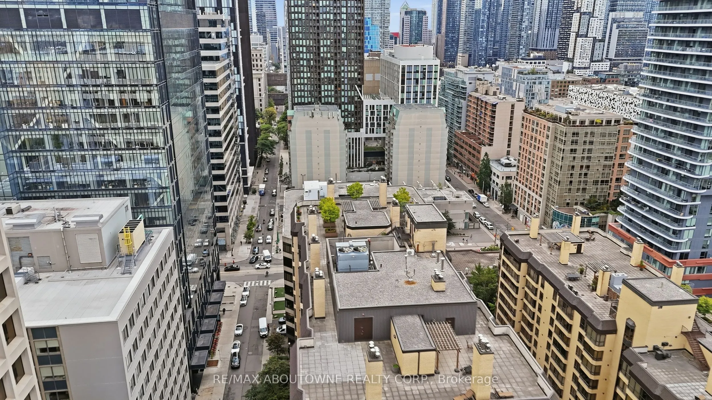 280 Simcoe Street #1003