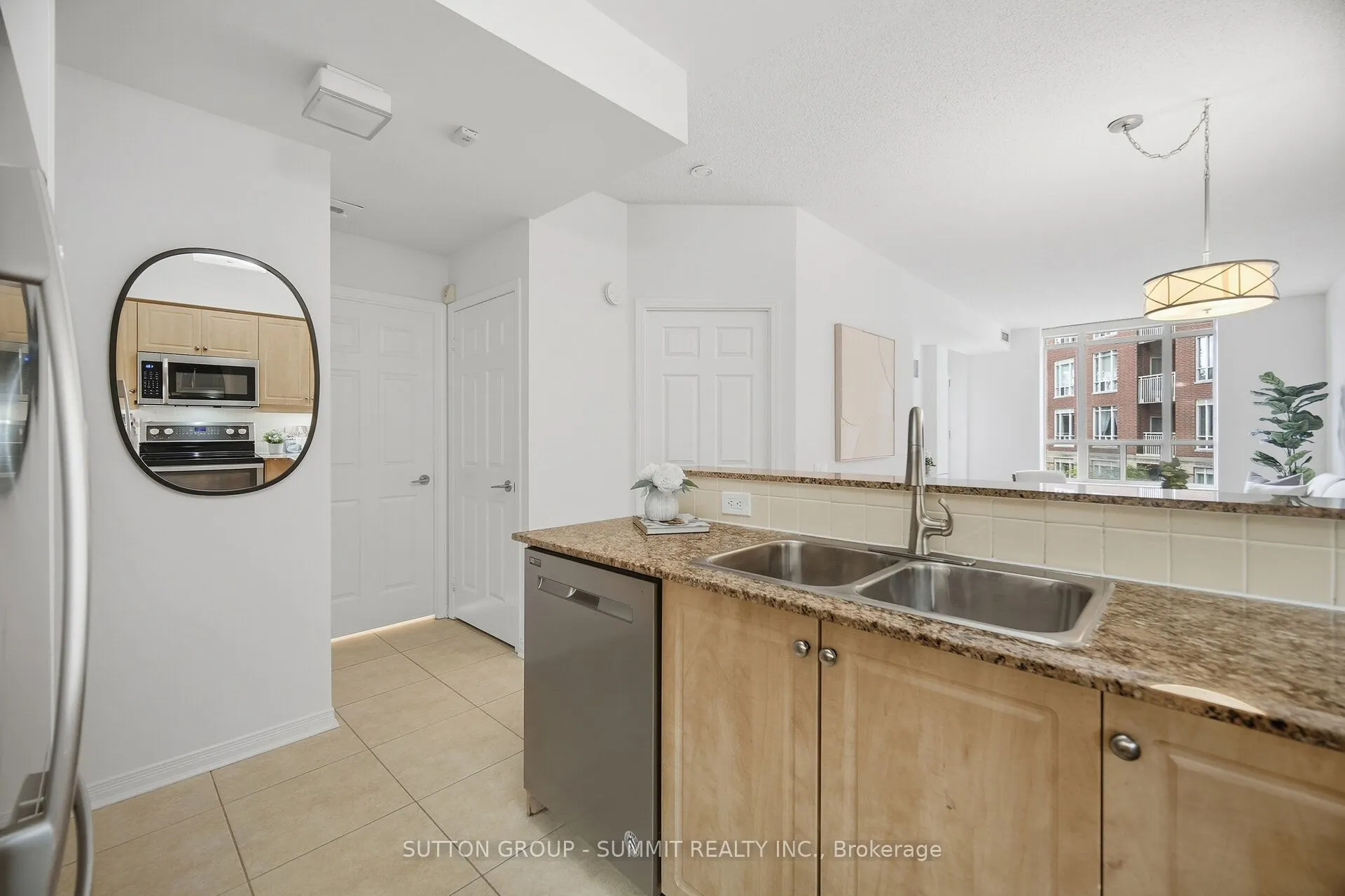 455 Rosewell Avenue #205