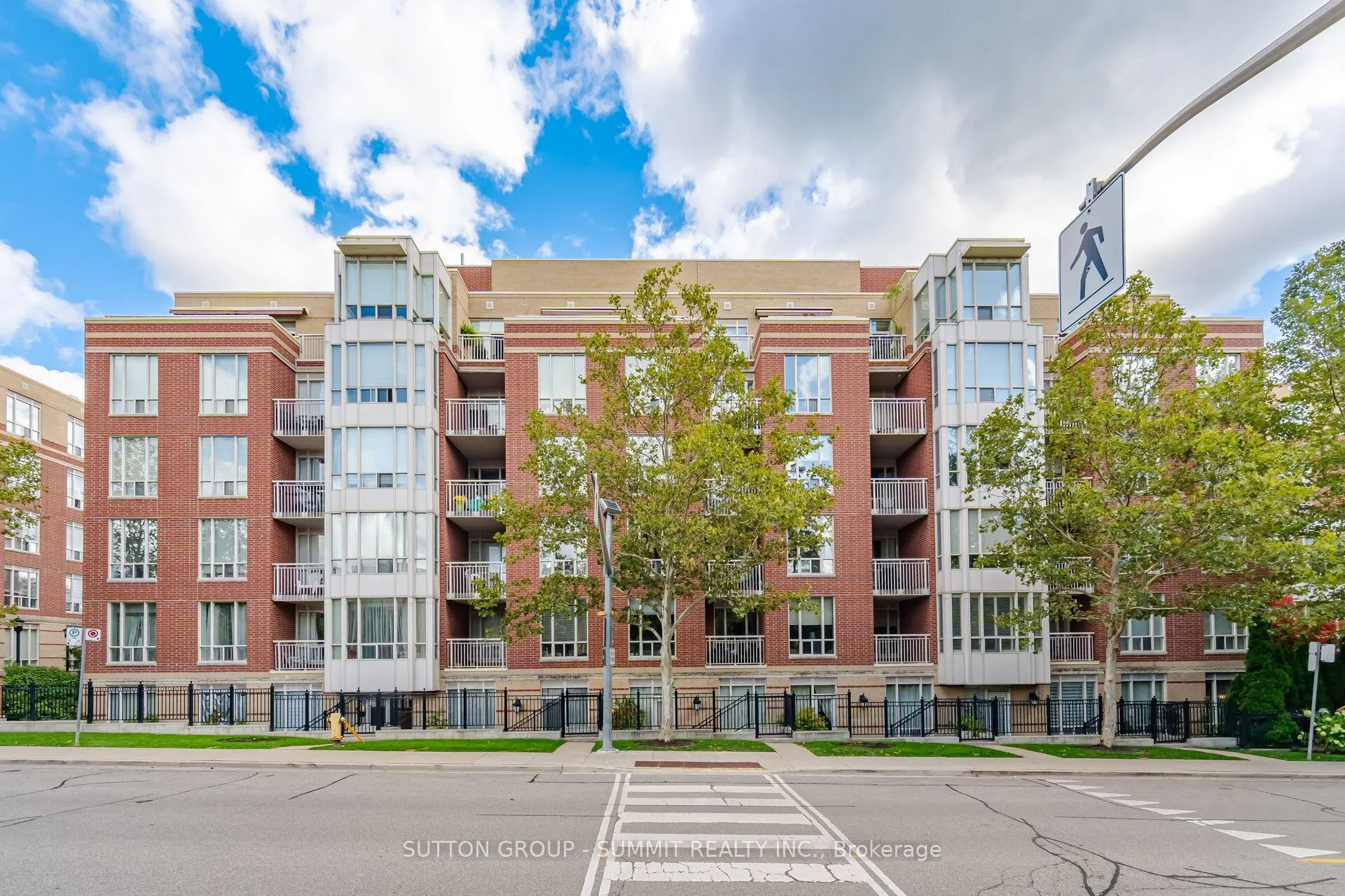 455 Rosewell Avenue #205
