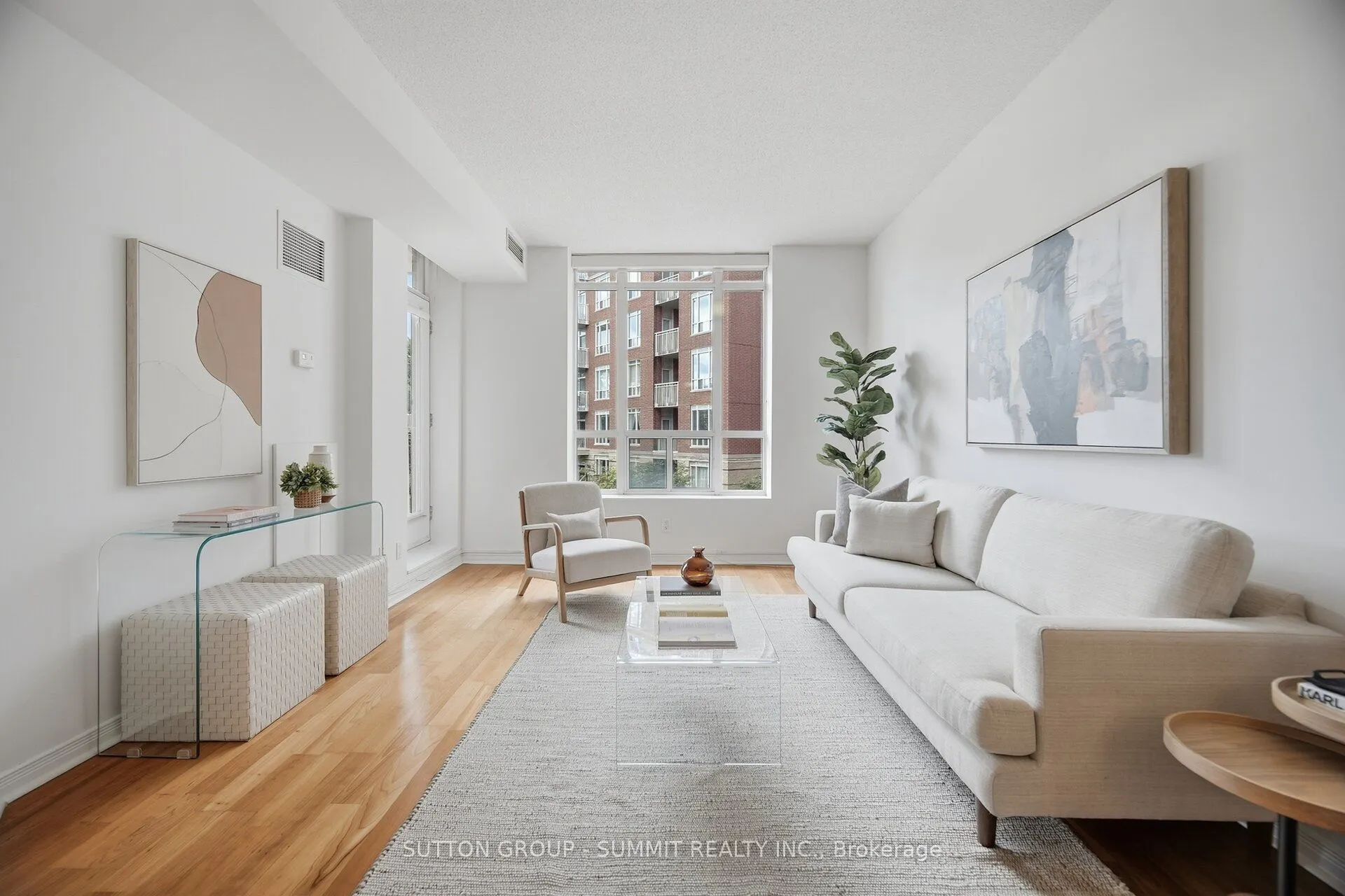 455 Rosewell Avenue #205