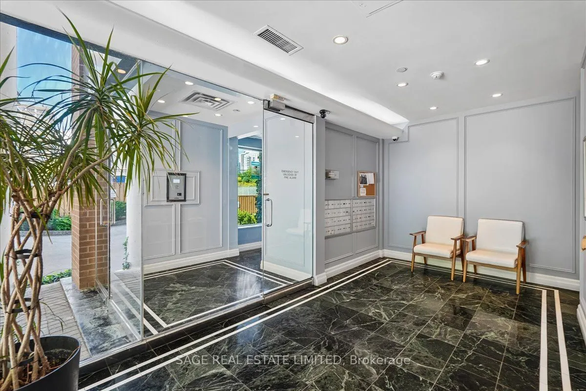 97 Lawton Boulevard #901