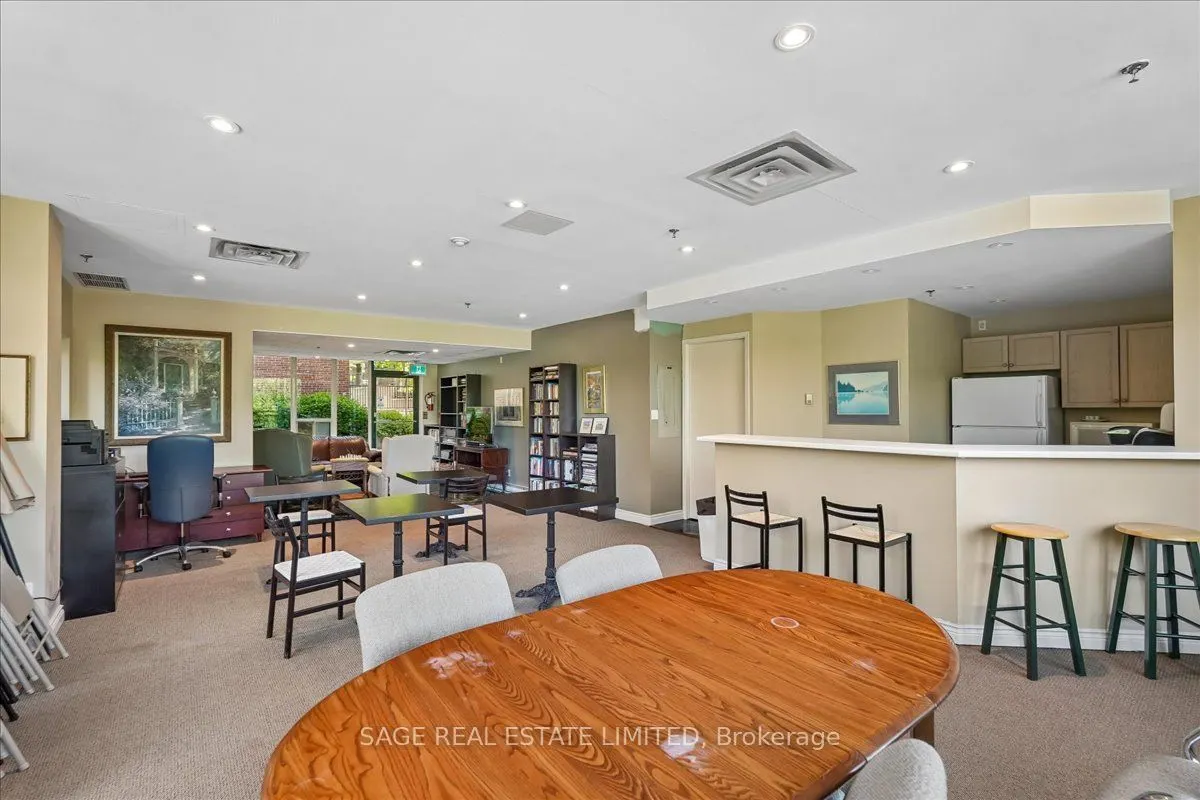 97 Lawton Boulevard #901