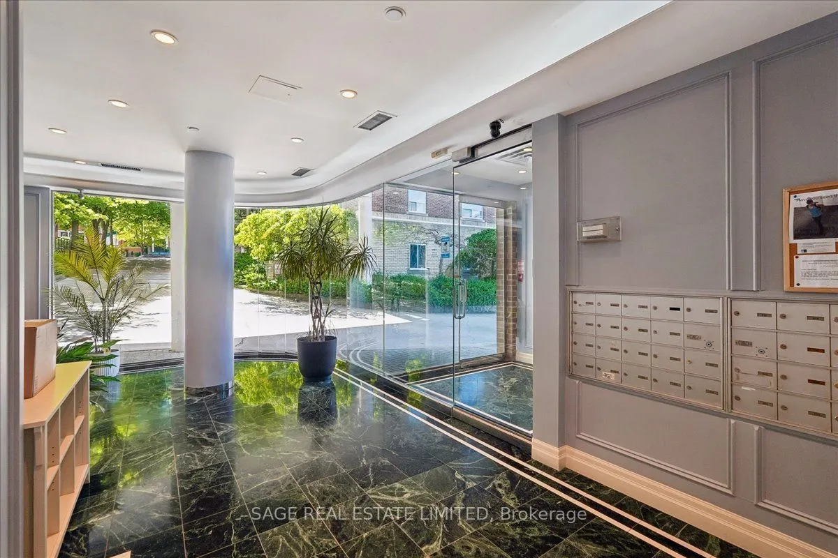 97 Lawton Boulevard #901