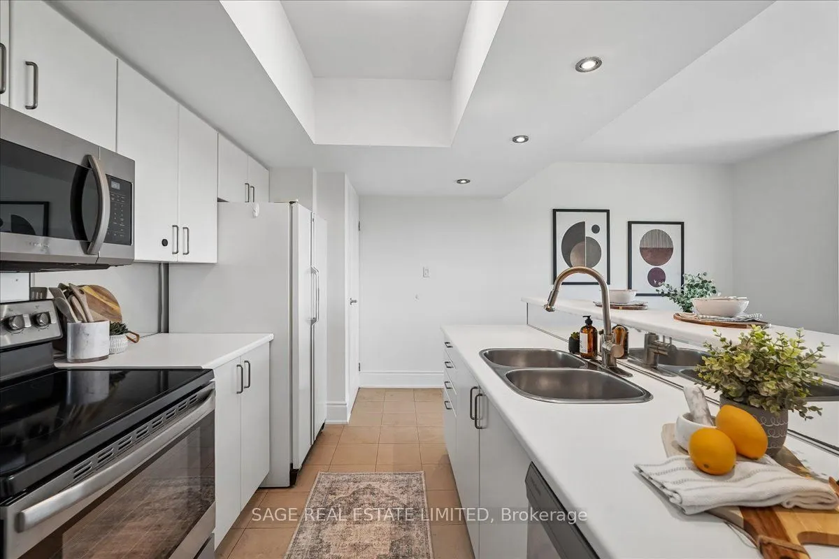 97 Lawton Boulevard #901