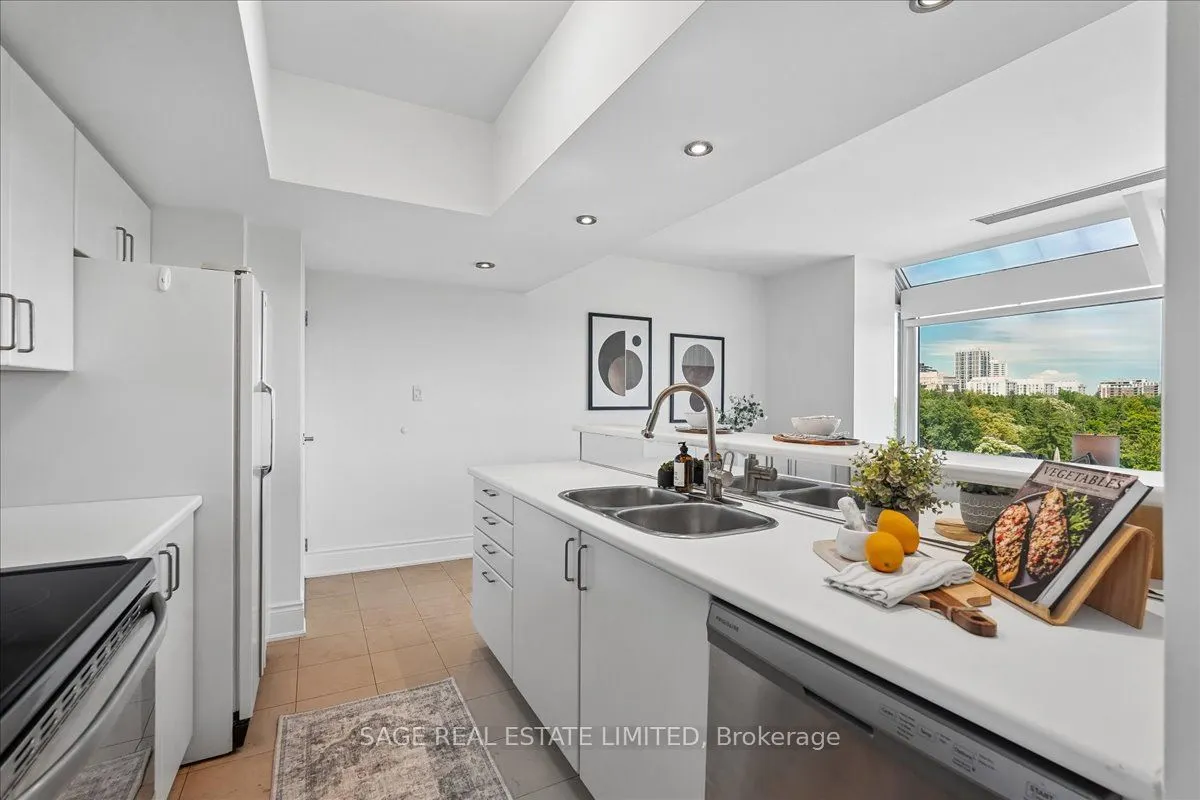 97 Lawton Boulevard #901
