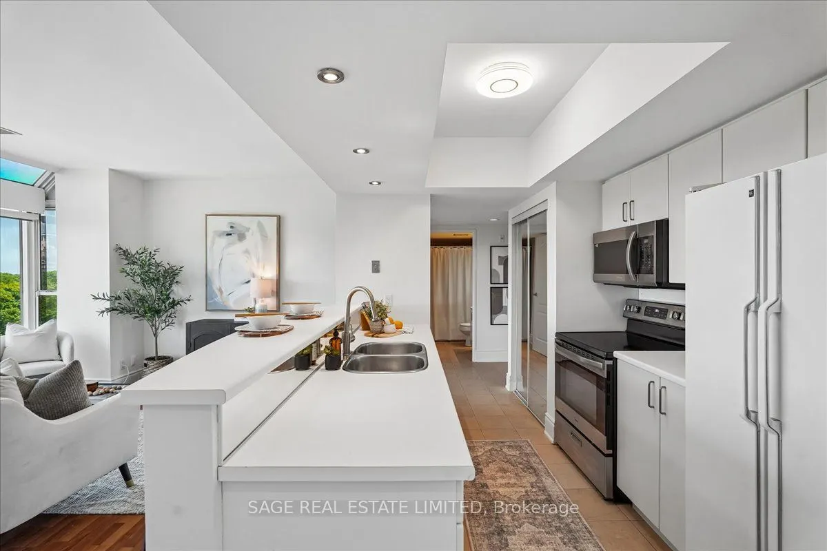 97 Lawton Boulevard #901