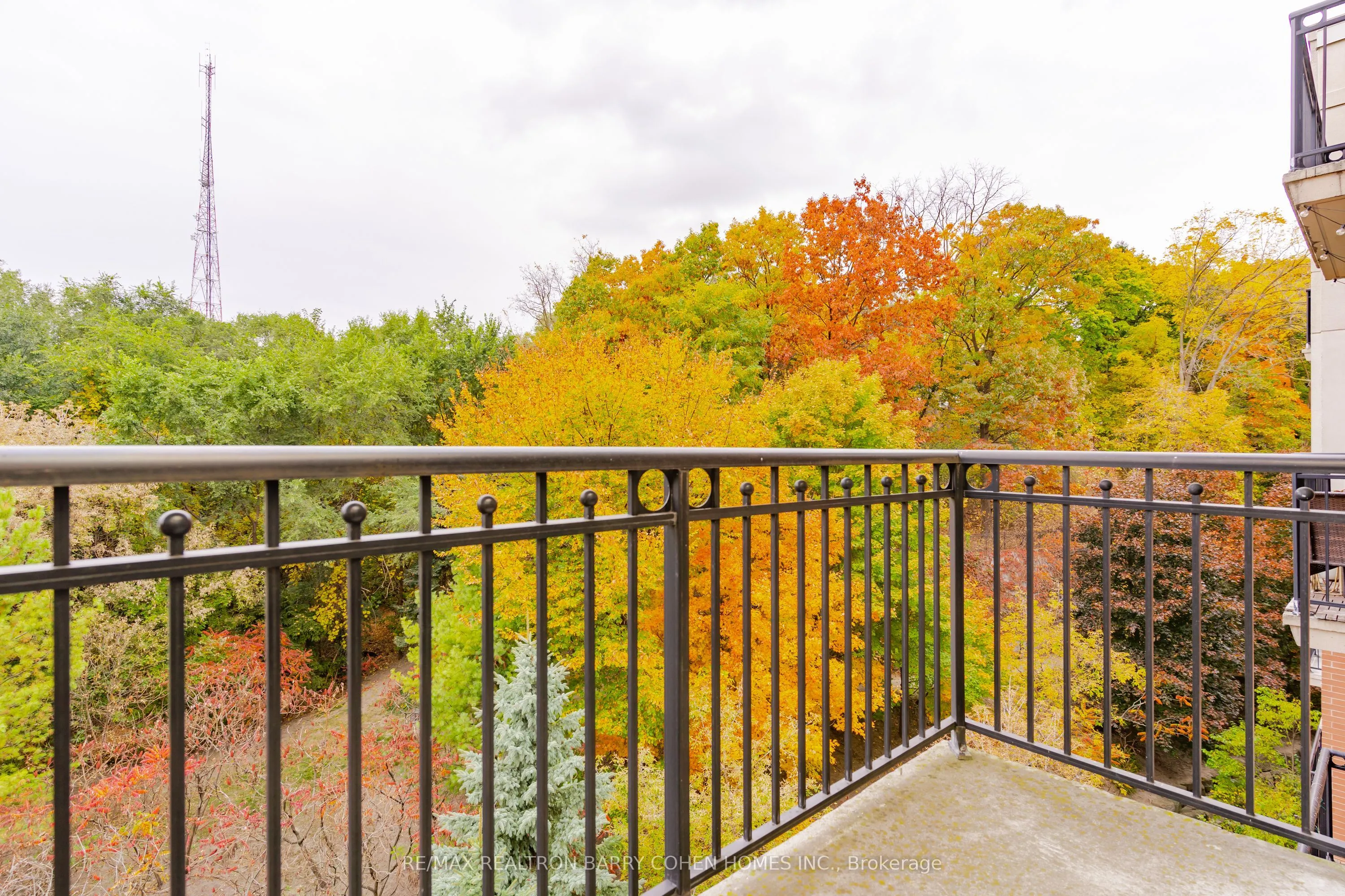 28 William Carson Crescent #815