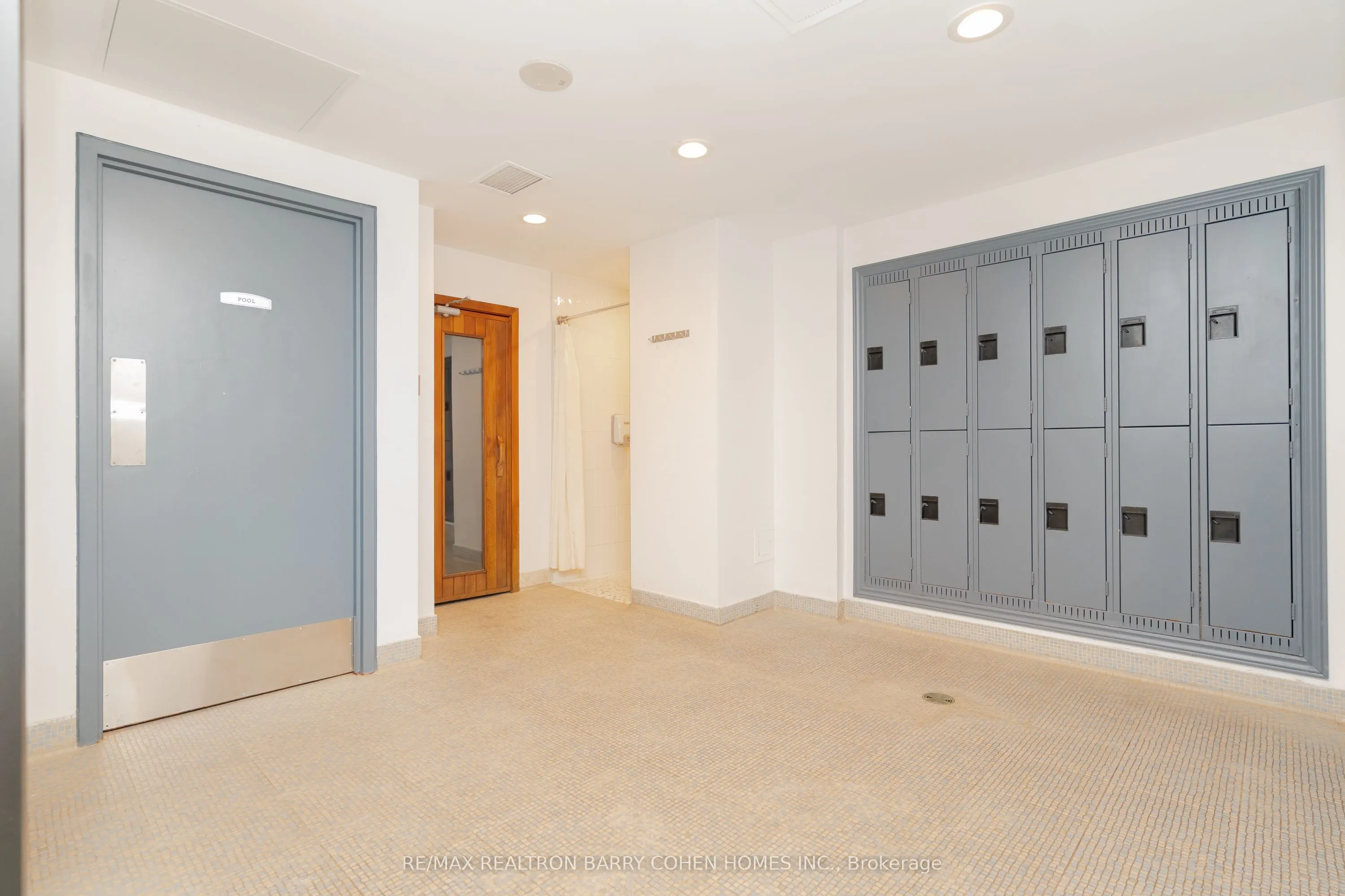 28 William Carson Crescent #815