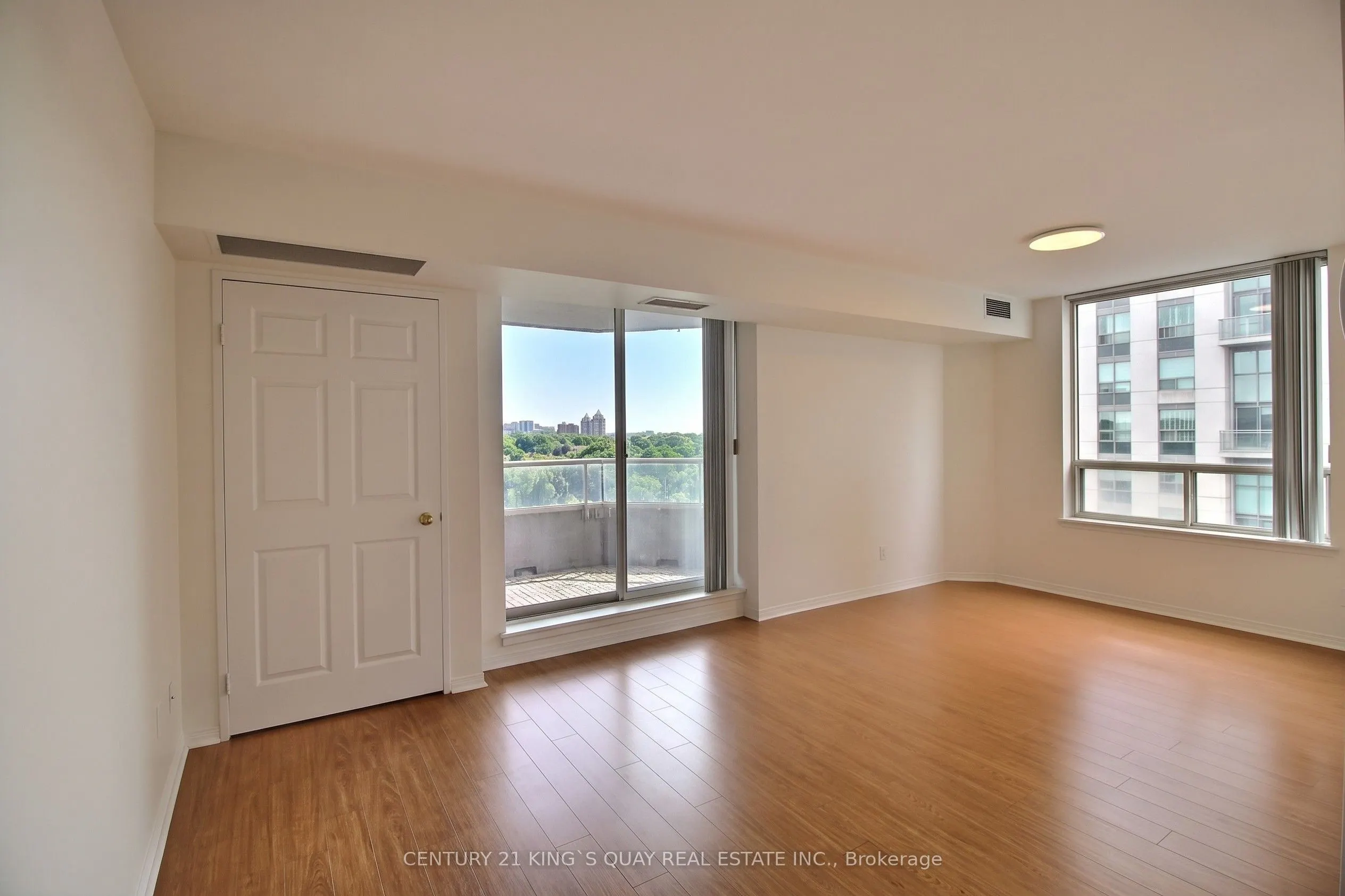 18 Hillcrest Avenue #1005