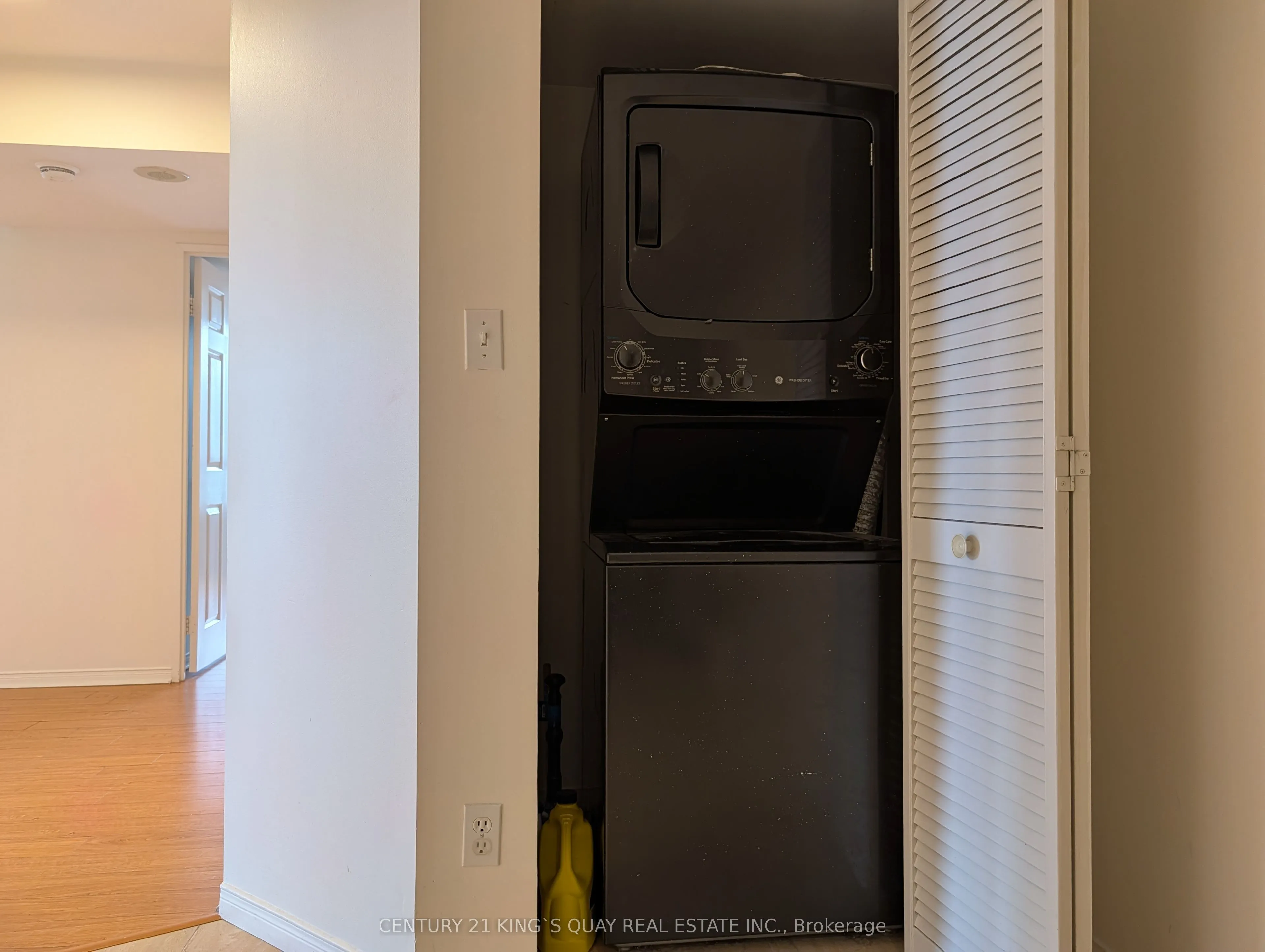 18 Hillcrest Avenue #1005