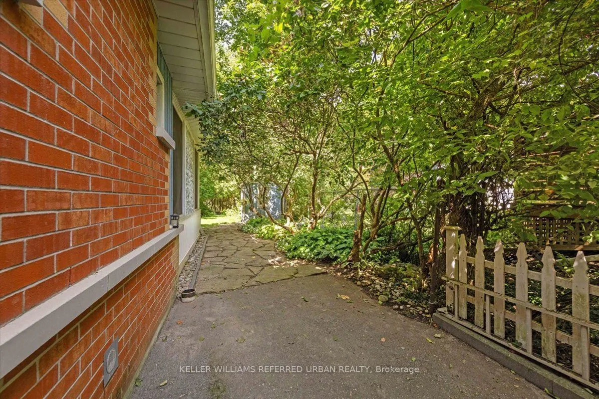 62 Wentworth Avenue
