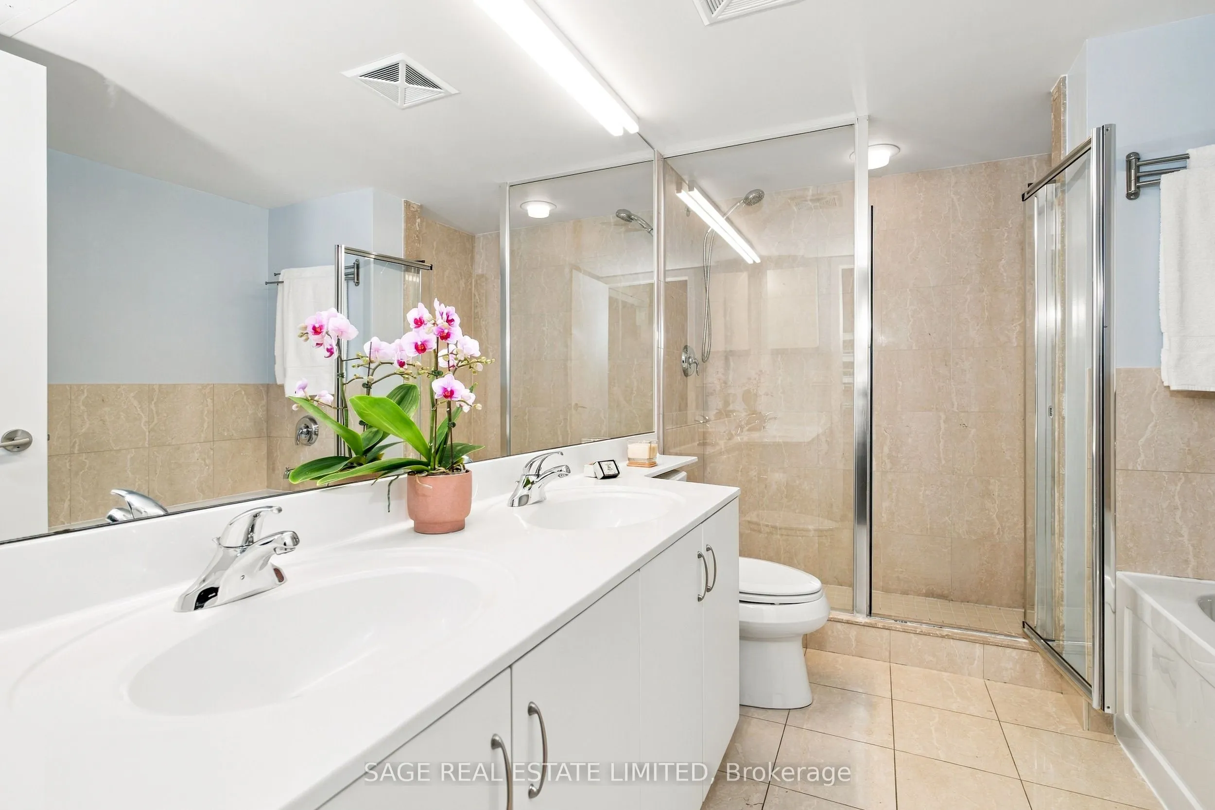 209 Fort York Boulevard #579