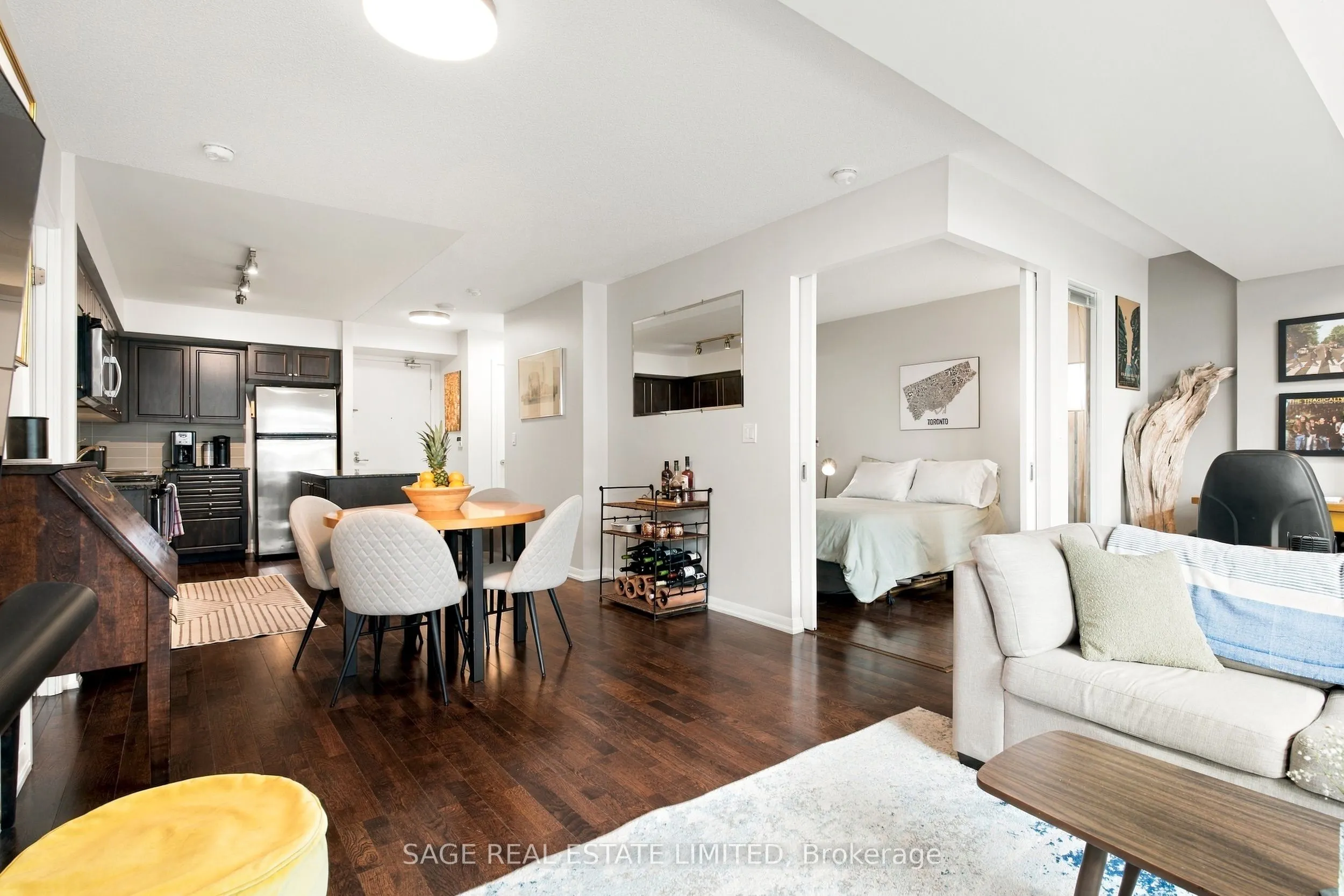 209 Fort York Boulevard #579
