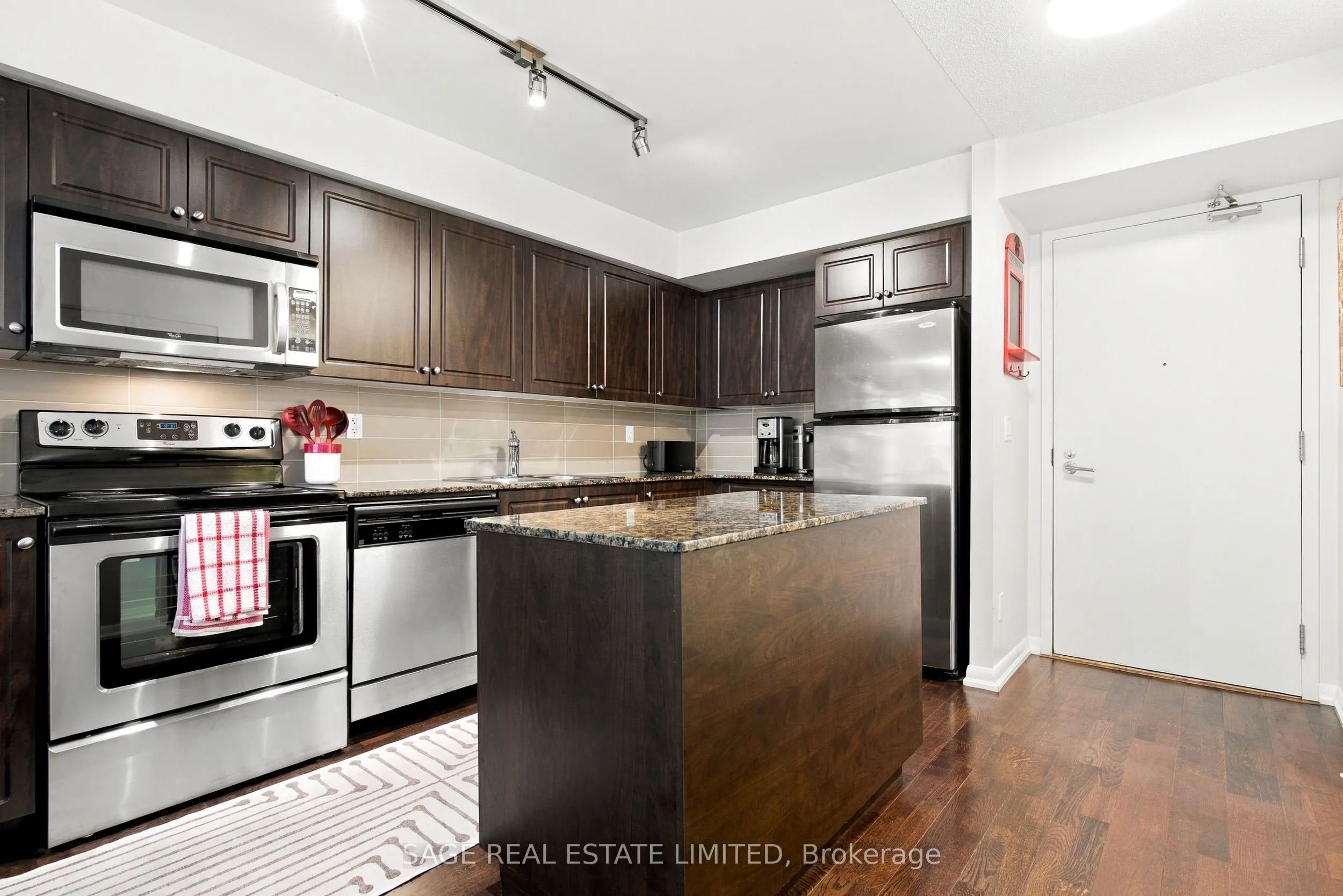209 Fort York Boulevard #579