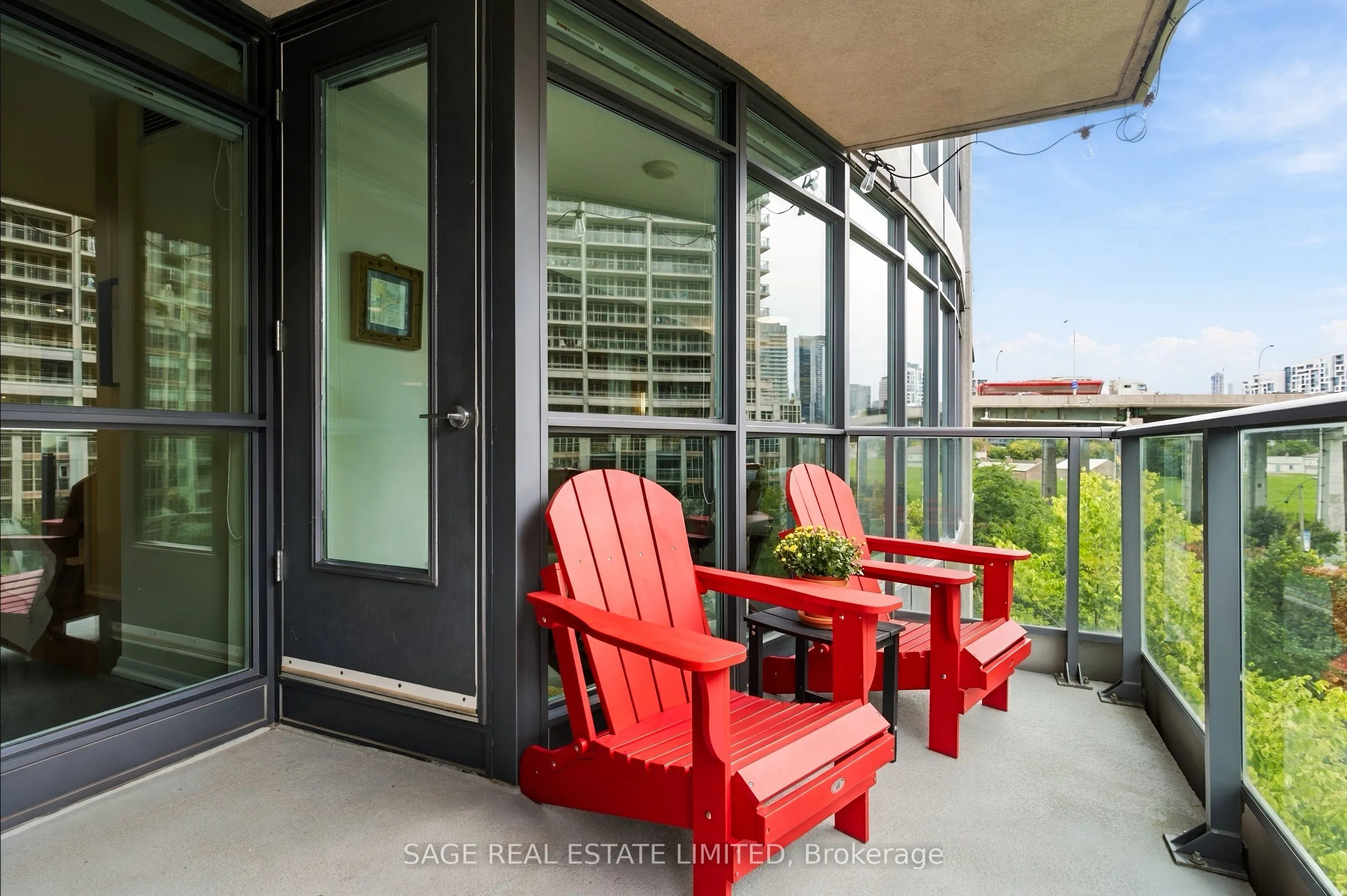 209 Fort York Boulevard #579