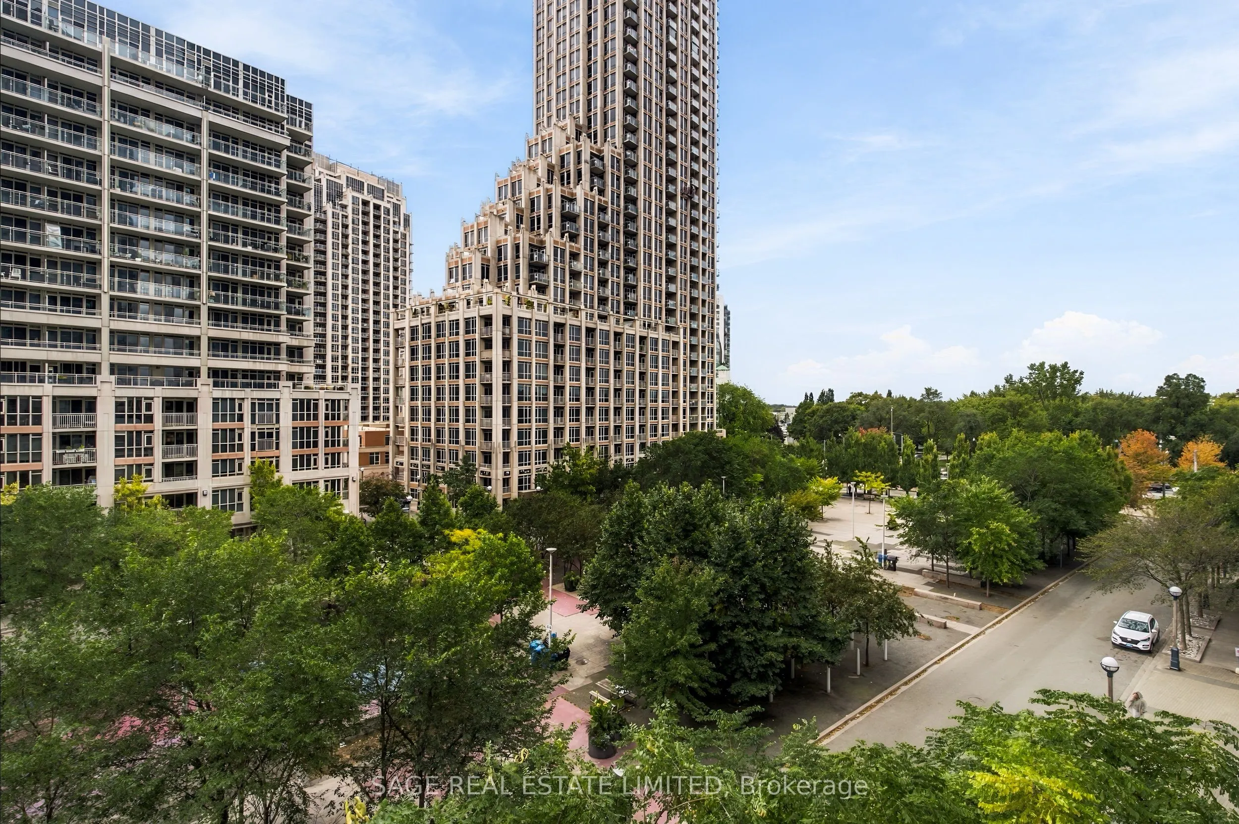 209 Fort York Boulevard #579