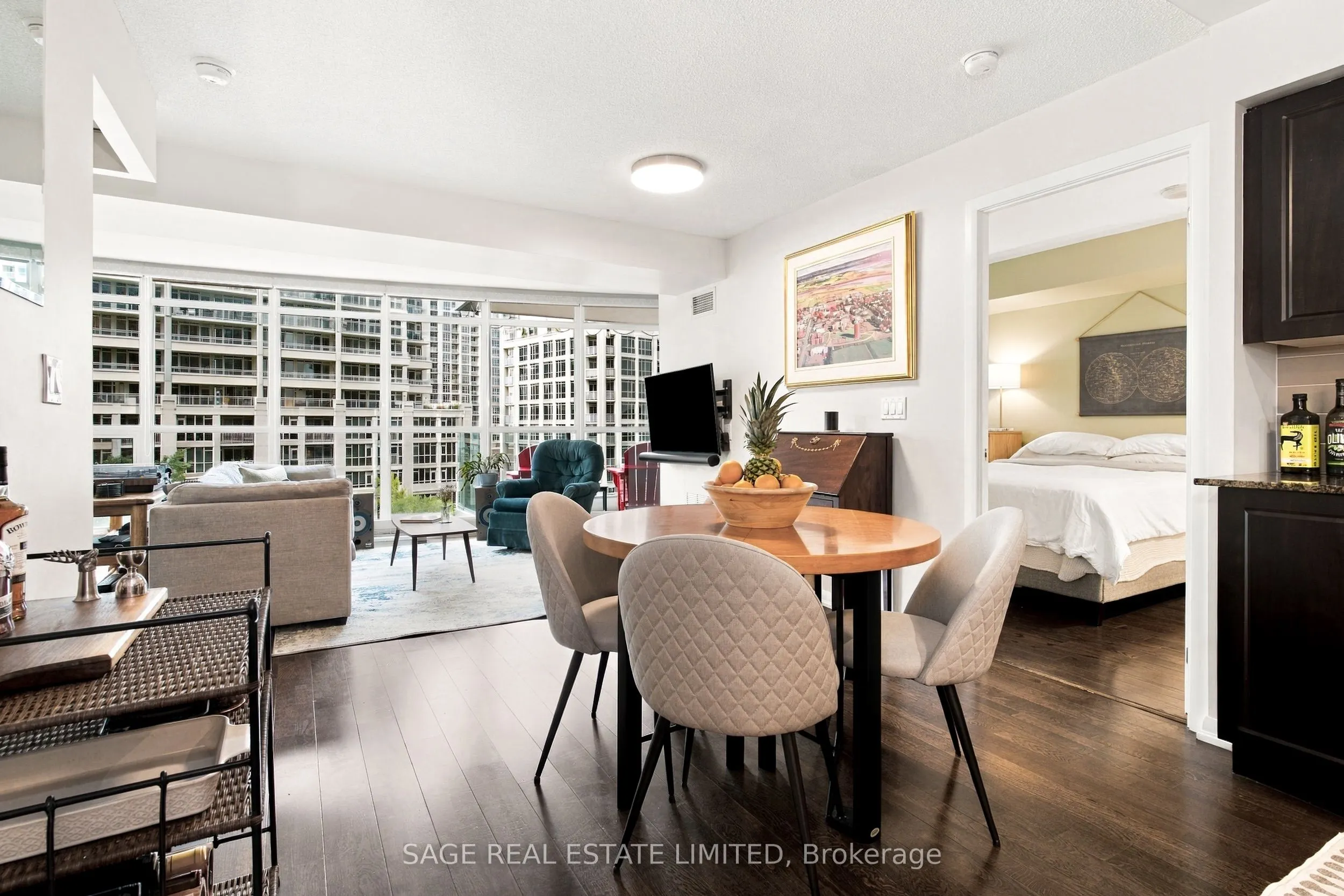 209 Fort York Boulevard #579